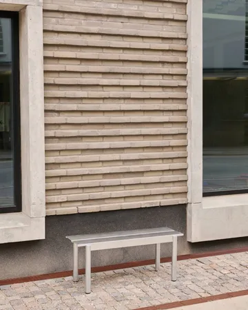 Ławka Linear Steel Bench 110x34 cm - Warm galvanized steel - Muuto