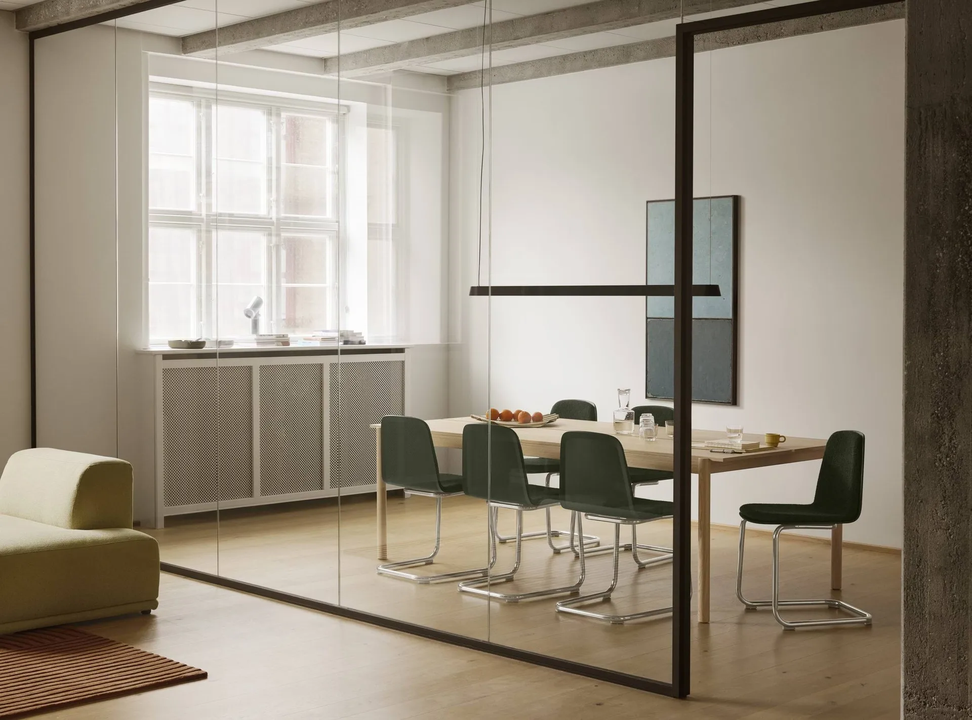 Brink Chair Cantilever Base krzesło, Czarny Muuto