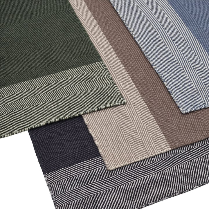 Dywan Varjo 170x240 cm, ciemny zielony Muuto
