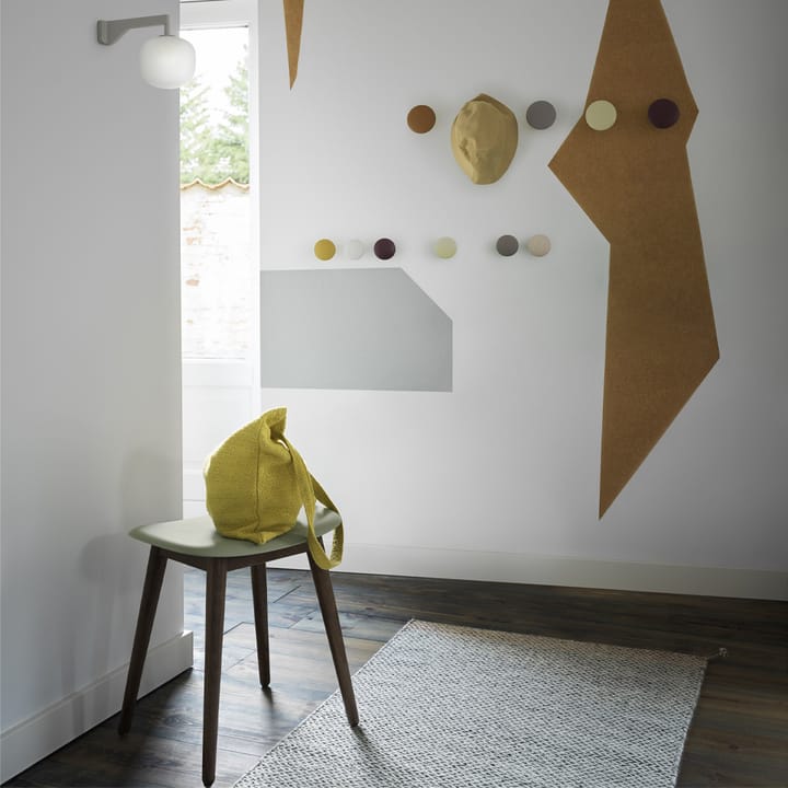 Fiber stołek, Skórzany black, drewniane nogi Muuto