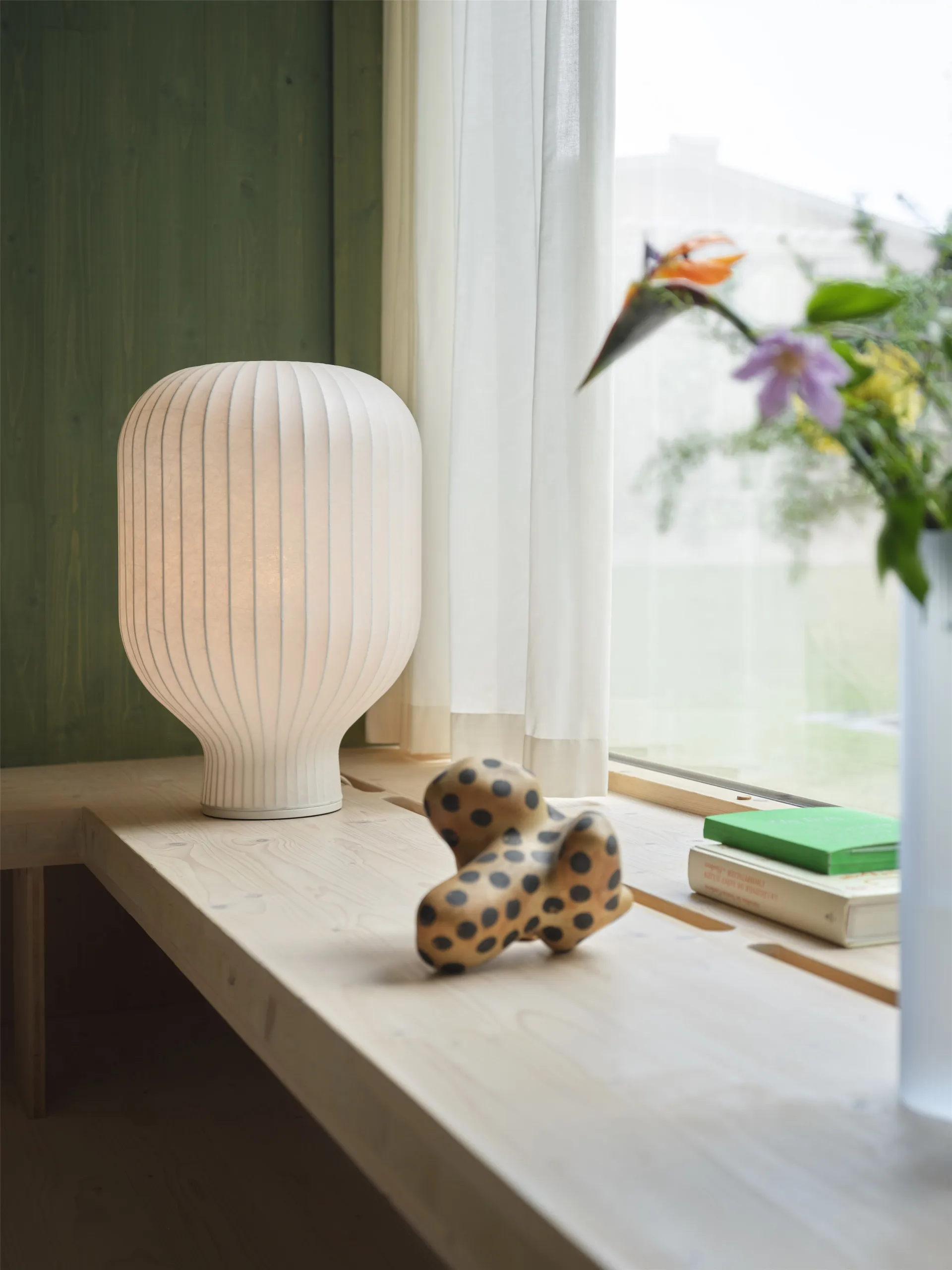 Lampa stołowa Strand 59 cm, White Muuto