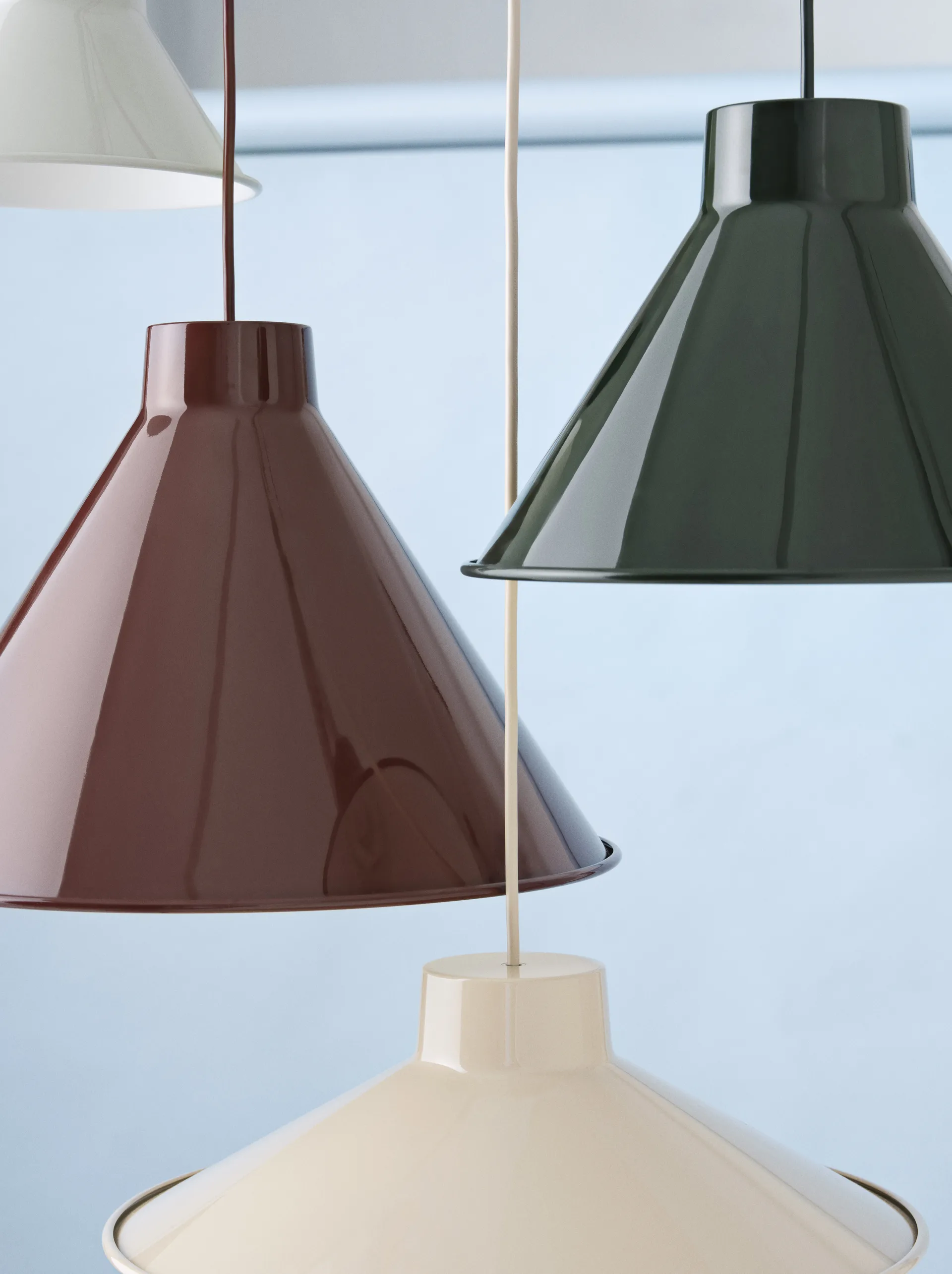 Lampa sufitowa Top Ø28 cm, Ciemnozielony Muuto
