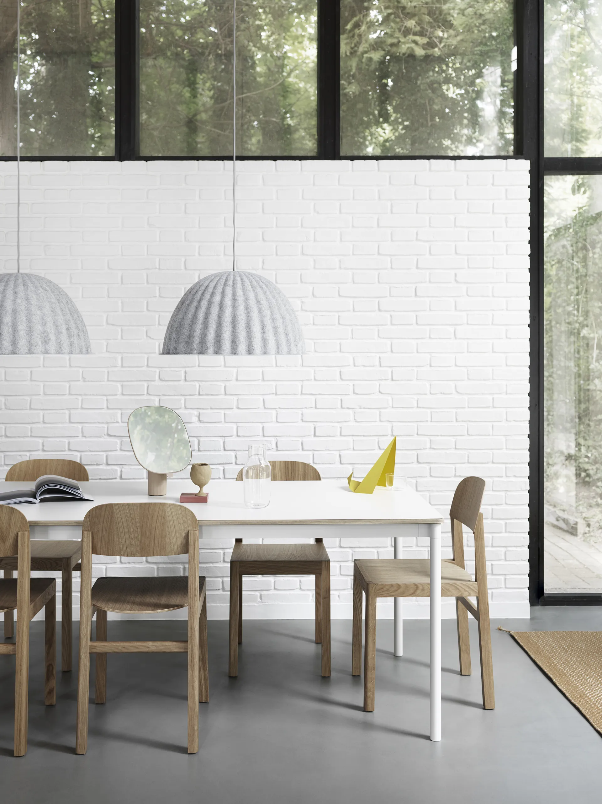 Lampa sufitowa Under the bell Ø 55 cm, Dark Green Muuto