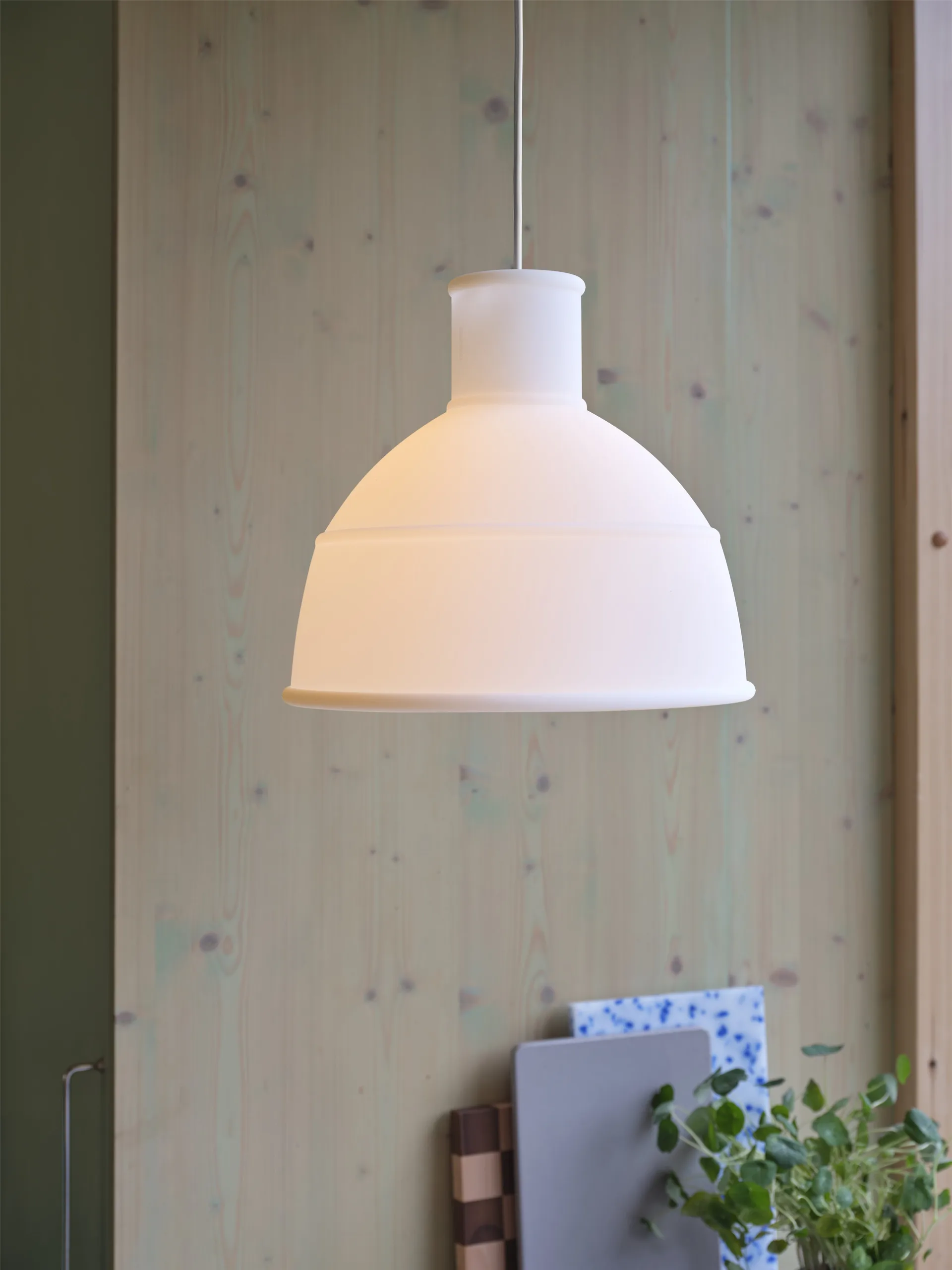 Lampa Unfold, Translucent white Muuto
