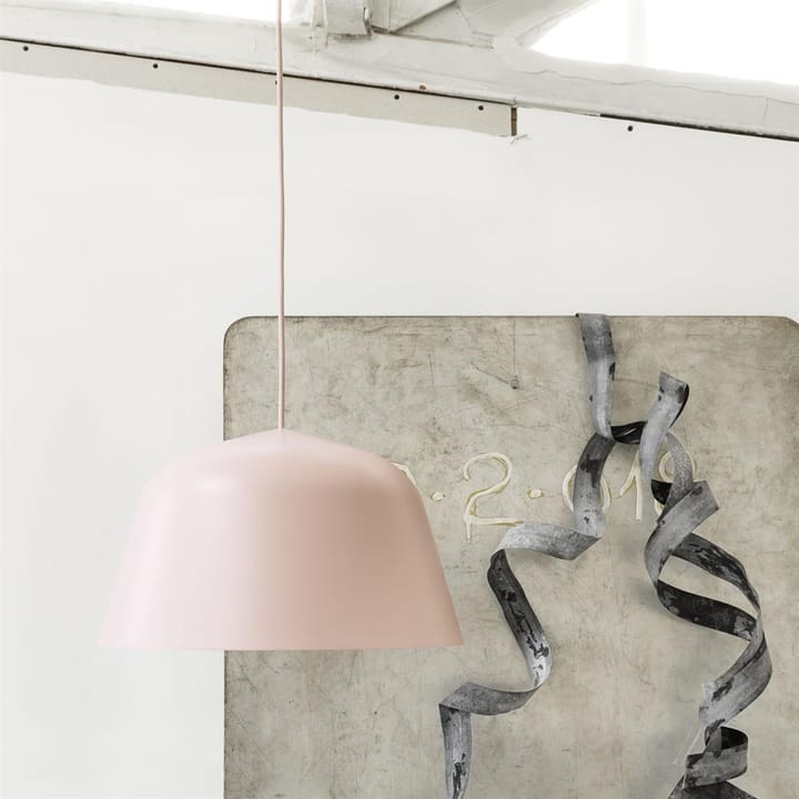 Lampa wisząca Ambit Ø 40 cm, rose (różowa) Muuto