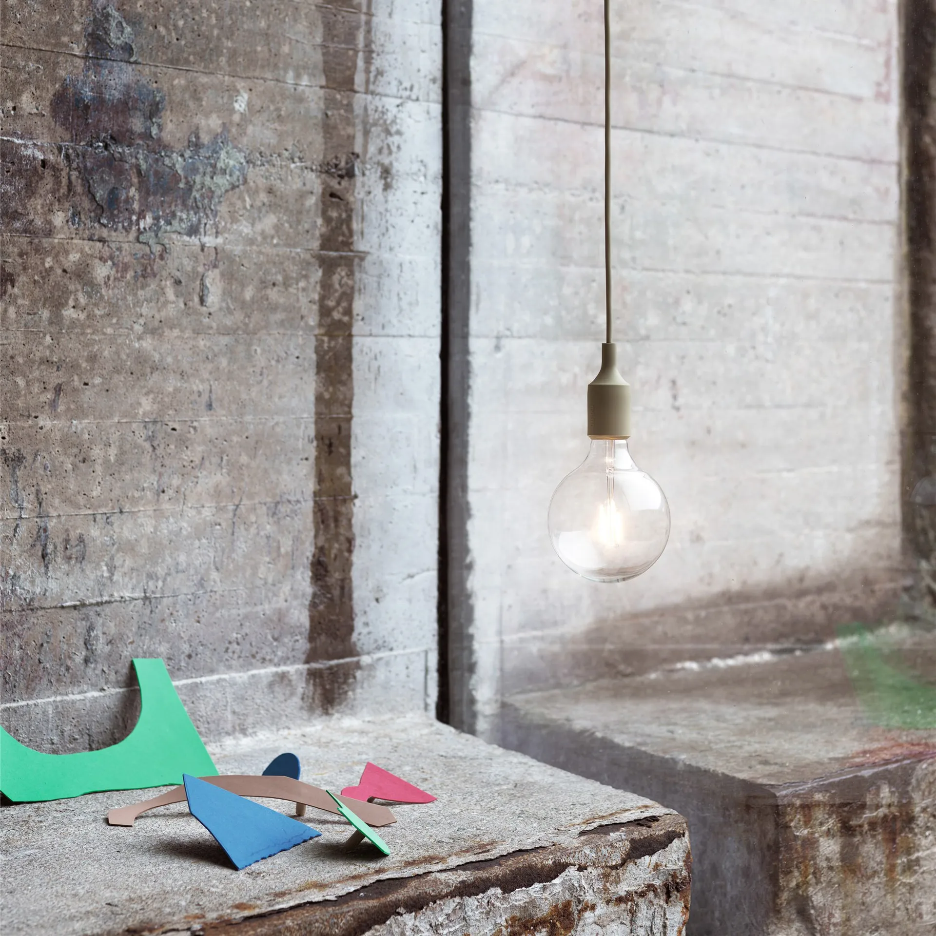 Lampa wisząca E 27, oliwkowy Muuto