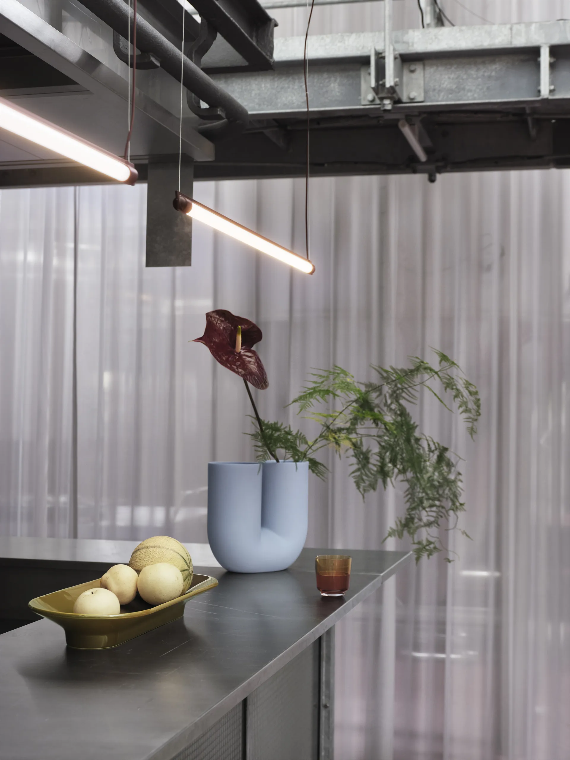 Lampa wisząca Fine 60 cm, Deep Red Muuto