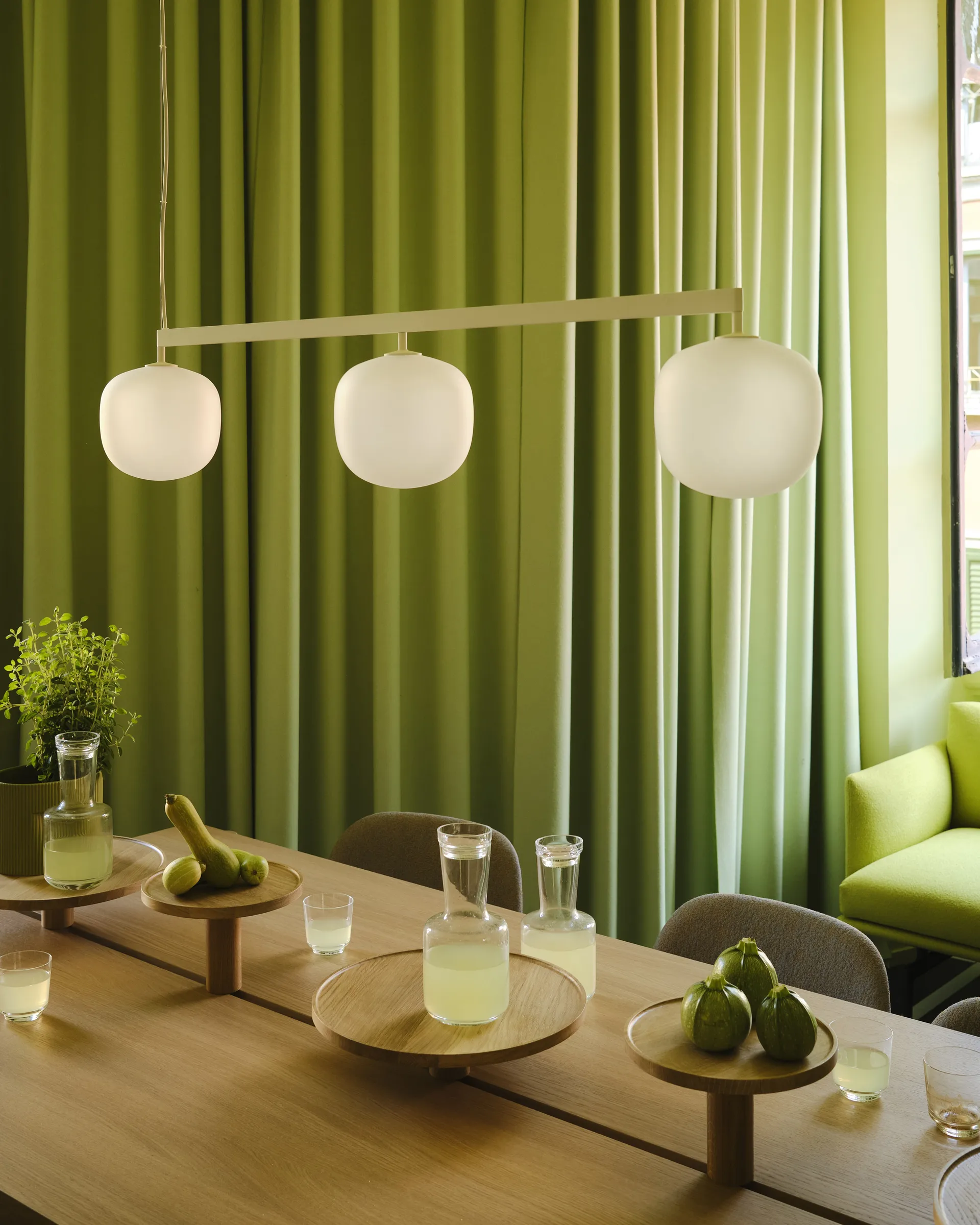 Lampa wisząca Rime Rail Lamp, Biały Muuto