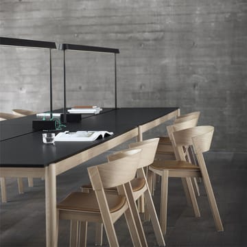 Linear System stół 142x240 cm - Oak veener-Oak - Muuto