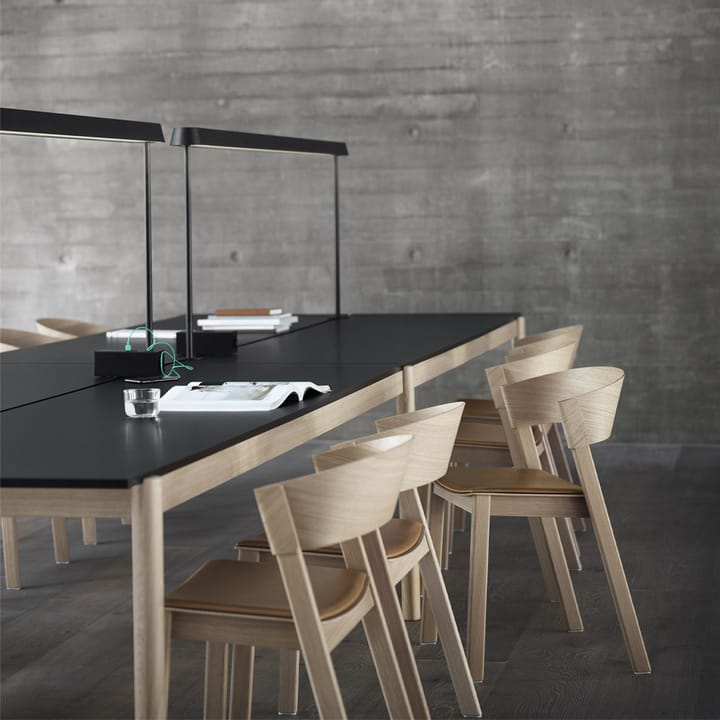 Linear System stół 142x240 cm, Oak veener-Oak Muuto
