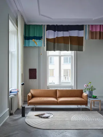 Outline sofa 3-osobowa skóra - Cognac-czarne nogi - Muuto