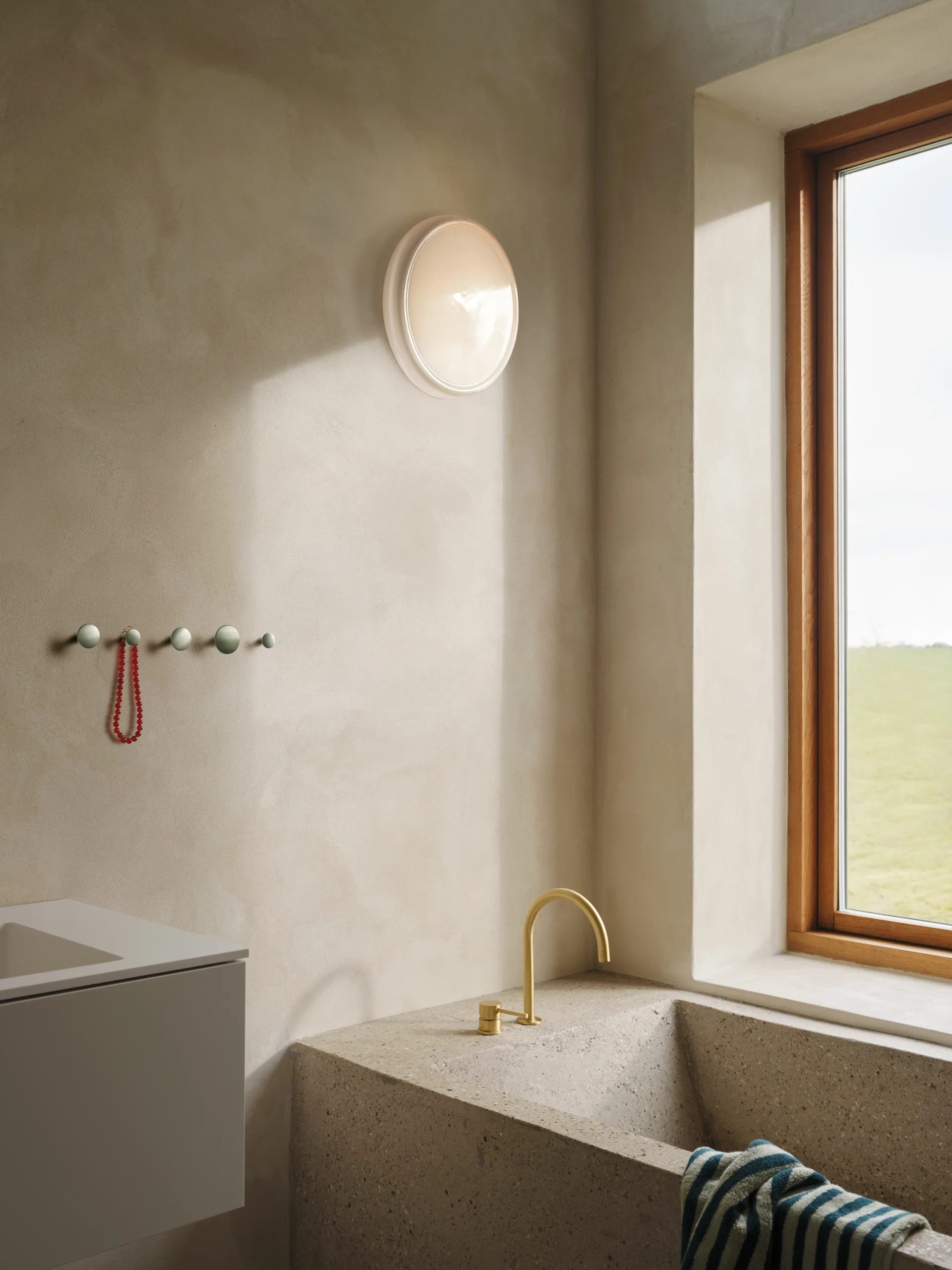 Plafon Looped IP44, Biały Muuto