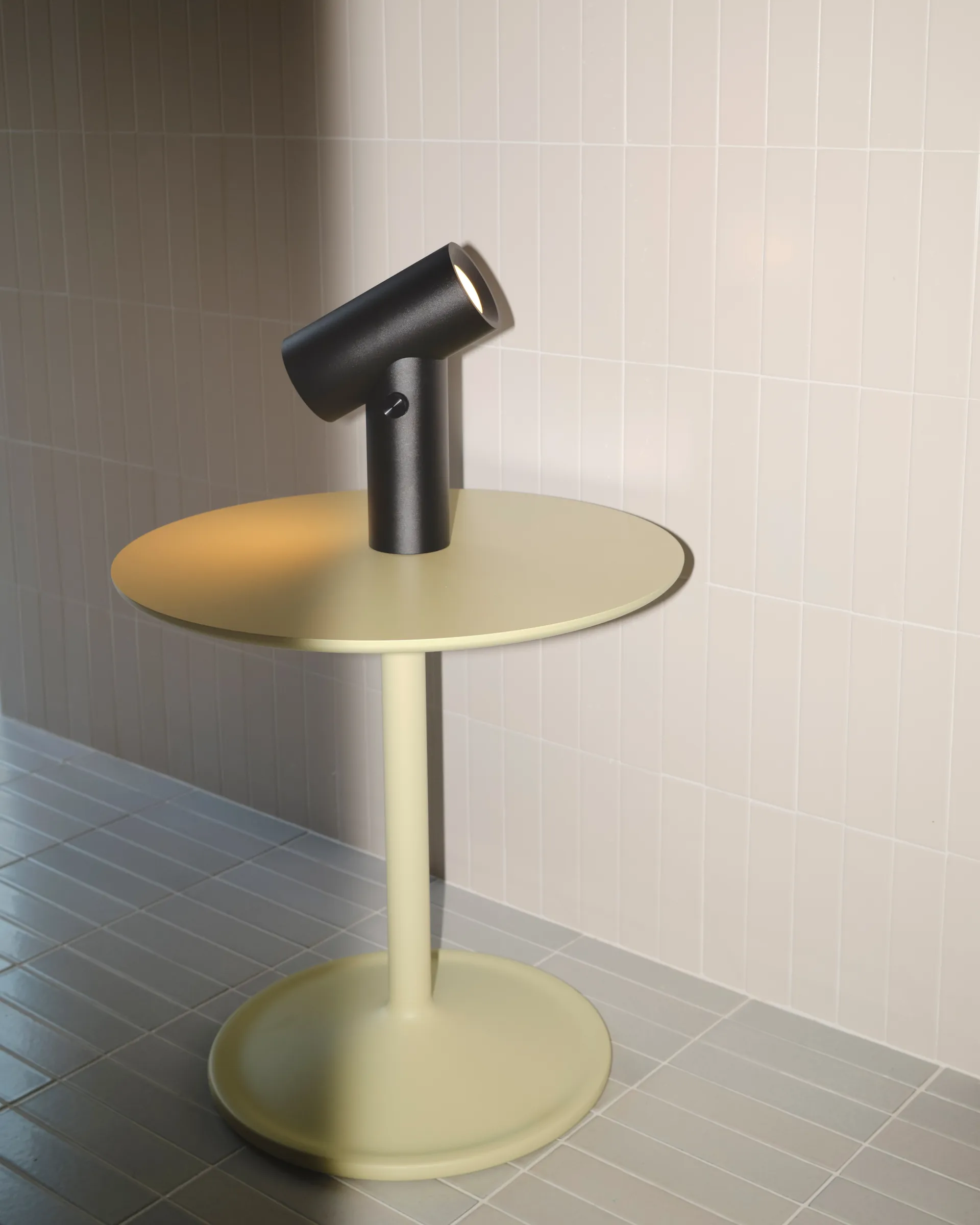 Przenośna lampa stołowa Beam, Black, 26,2 cm Muuto