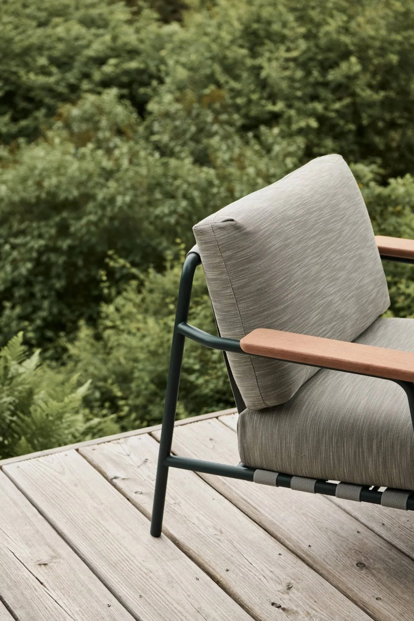 Settle Lounge Chair loungefotel, Ribbed Weave 2 Dark green Muuto