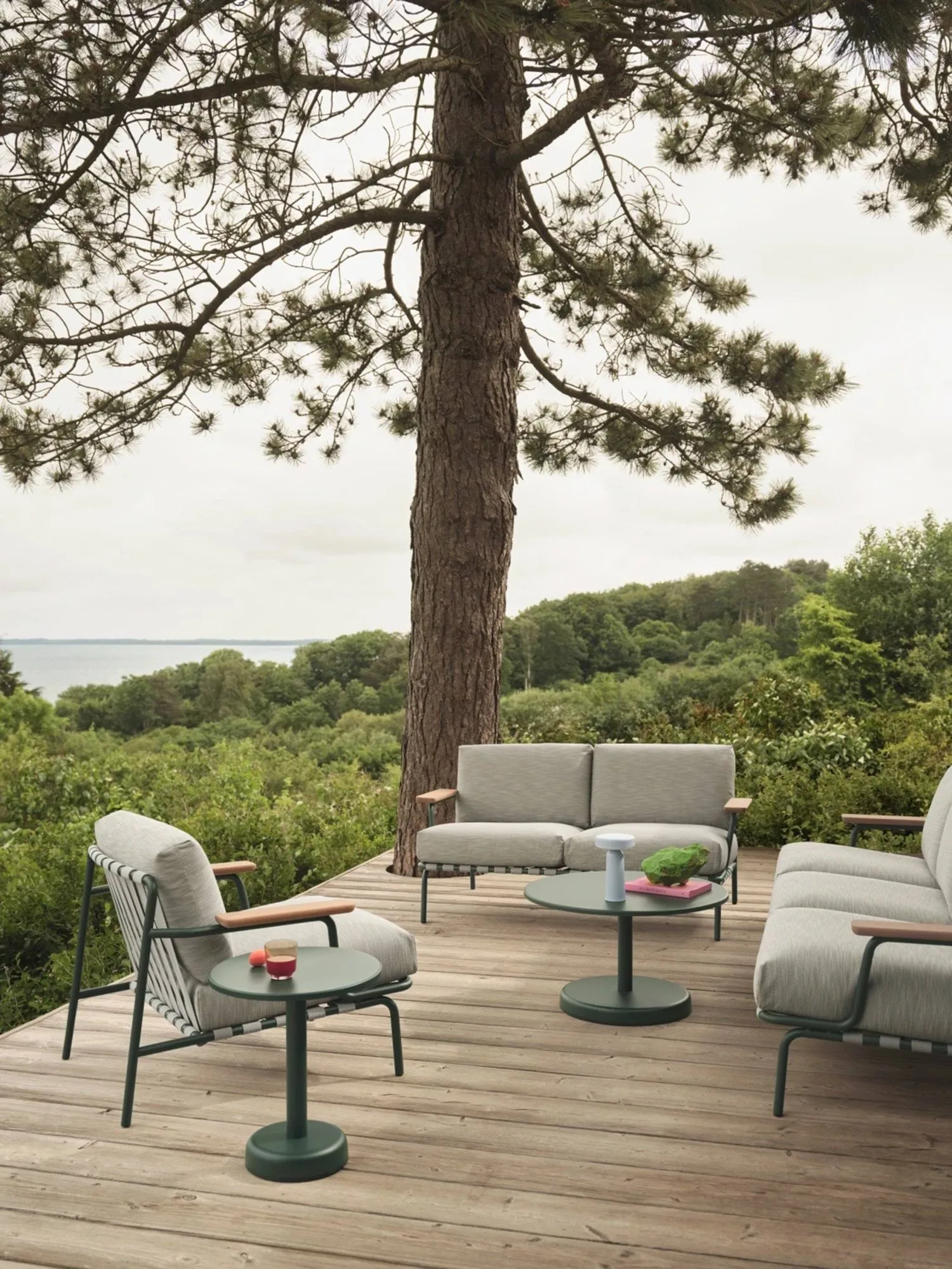 Settle sofa 2-osobowa, Ribbed Weave 2 Dark green Muuto