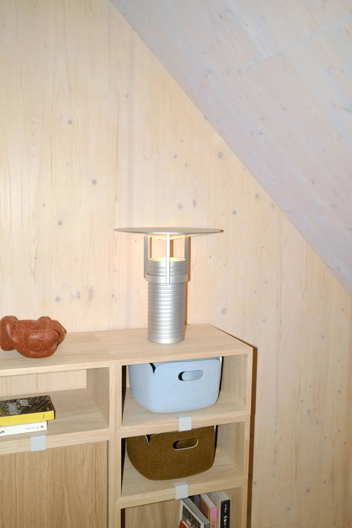 Stacked system przechowywania medium, dąb Muuto