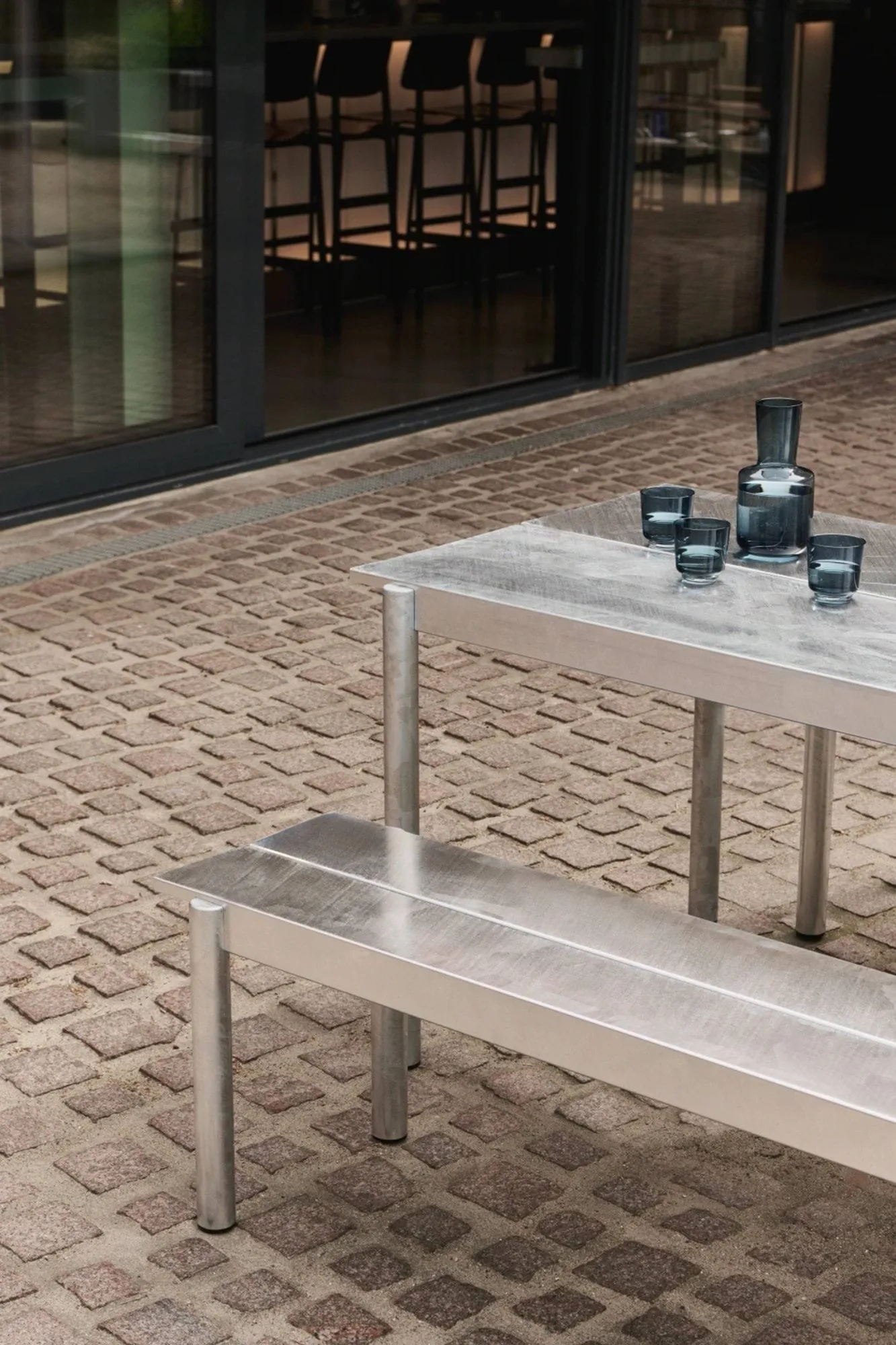 Stół Linear Steel Table 200x75 cm, Warm galvanized steel Muuto