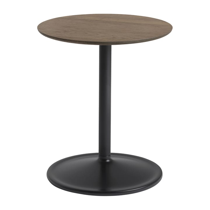 Stolik boczny Soft 48 cm - Solid smoked oak-black - Muuto