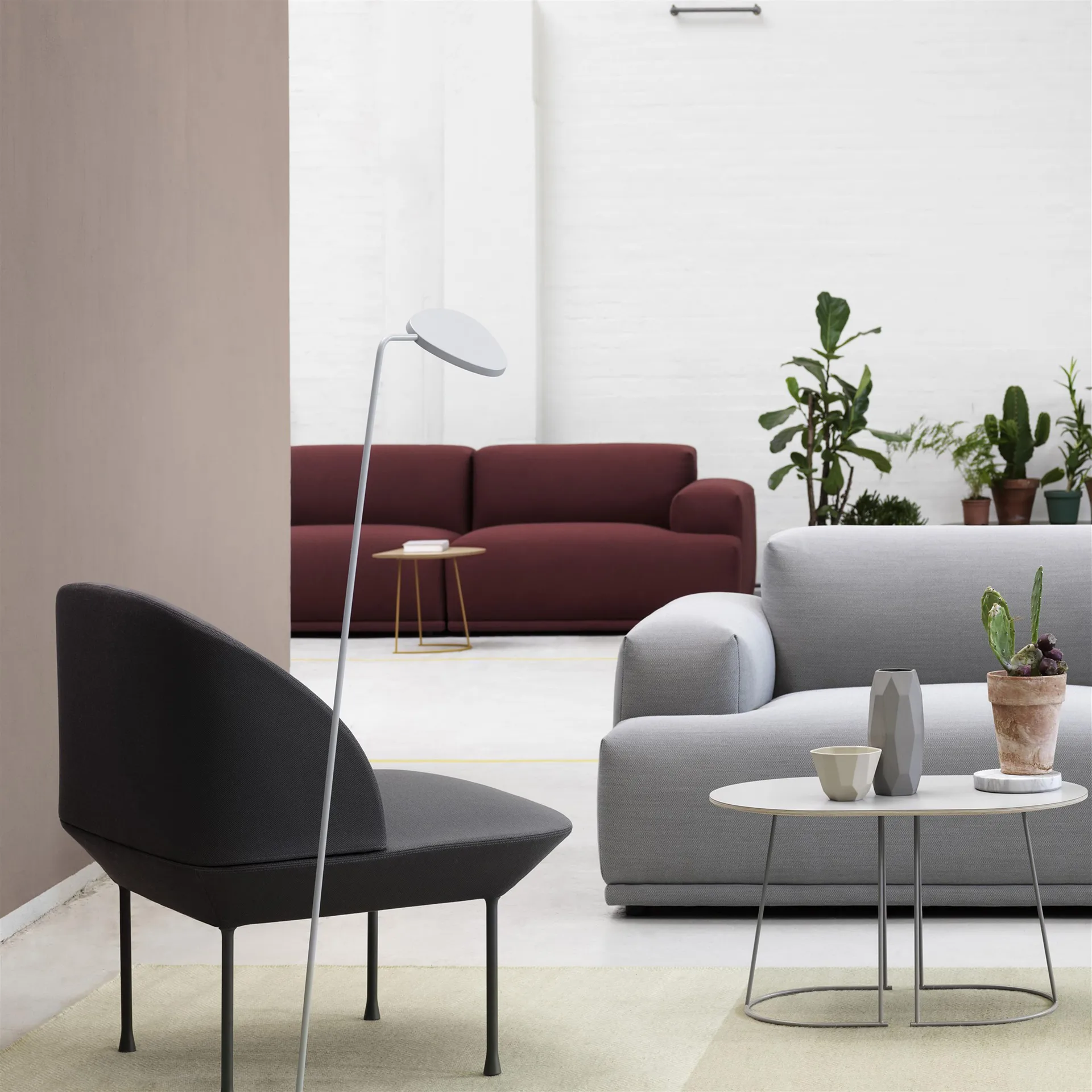 Stolik kawowy Airy, mały, Off-white nanolaminate Muuto