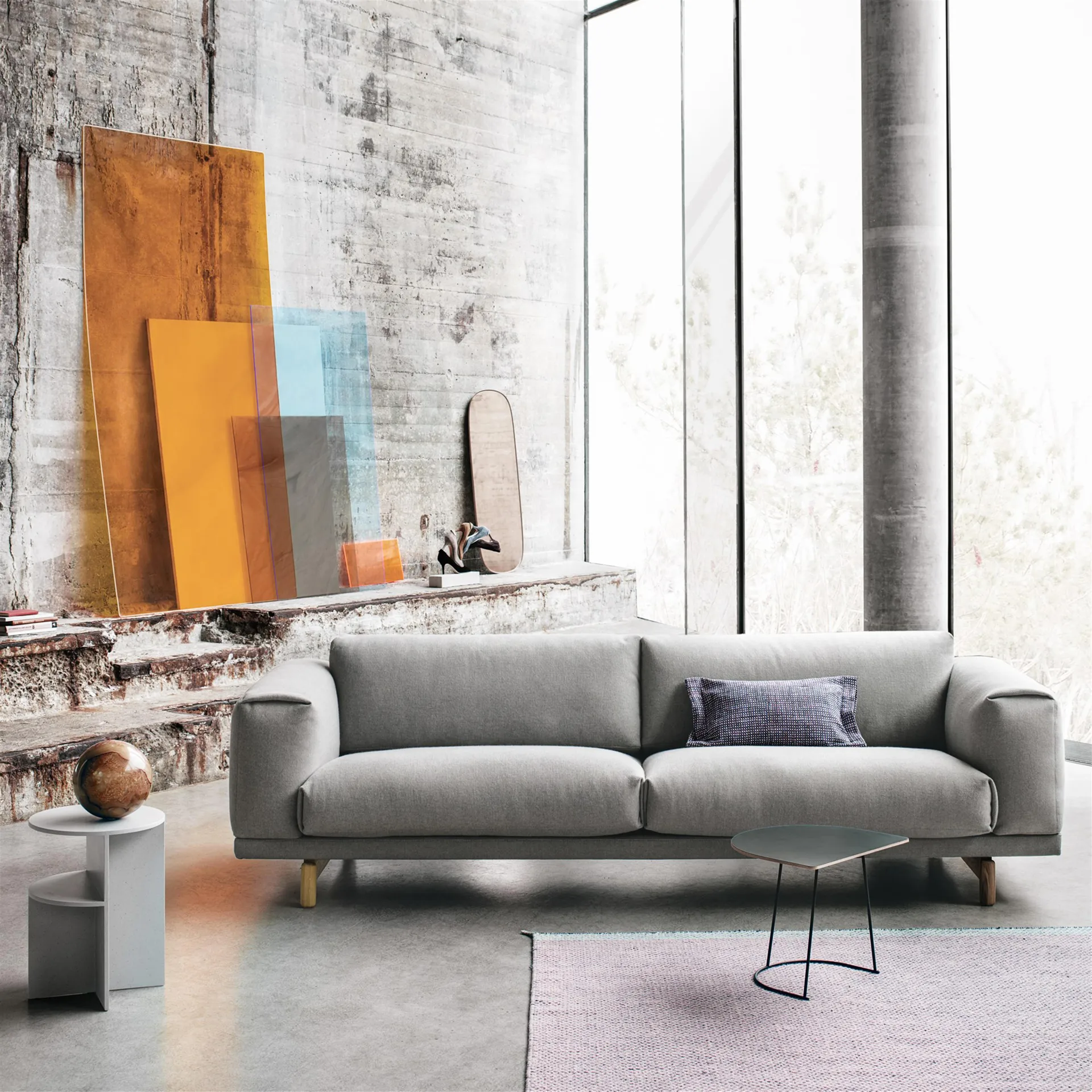 Stolik kawowy Airy, półokrągły, Black nanolaminate-Black Muuto