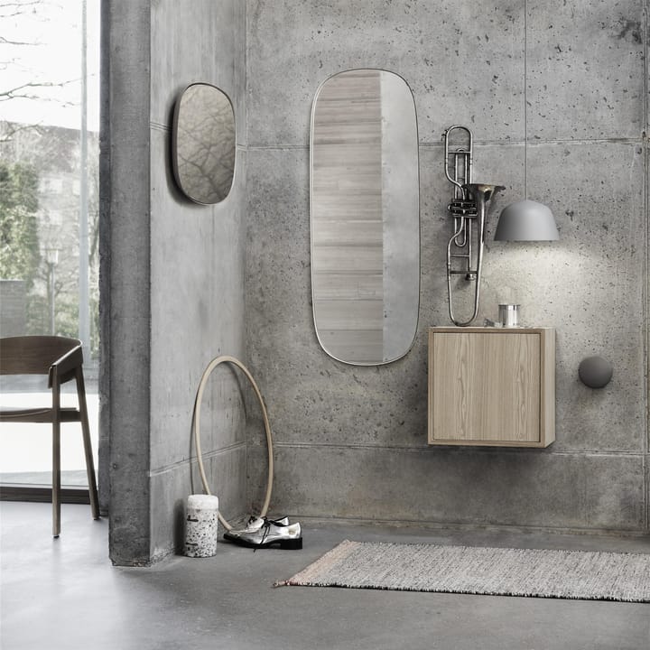 System półek Stacked 2.0 z drzwiami, średni - dąb - Muuto