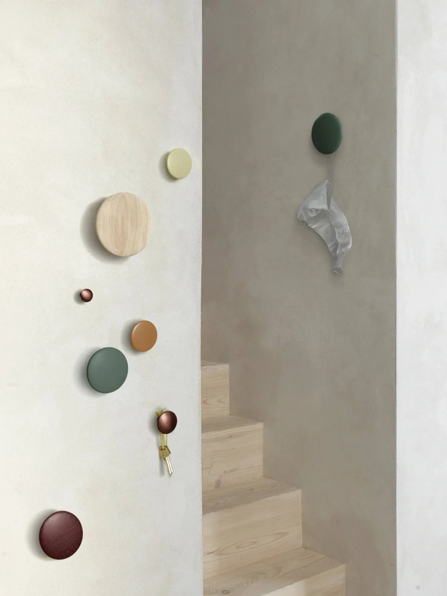 Wieszak Dots dębowy, dąb średni Muuto