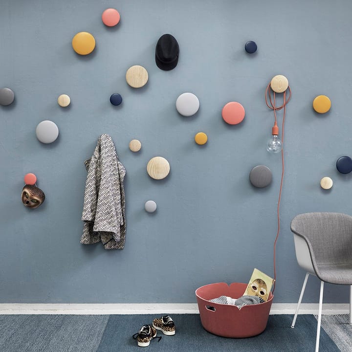 Wieszak Dots granatowy, duży Muuto
