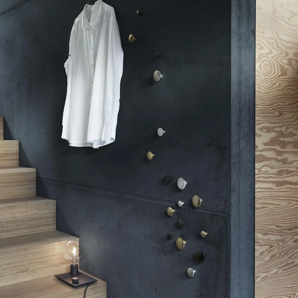 Wieszak Dots mosiądz, mały Ø2,7 cm Muuto