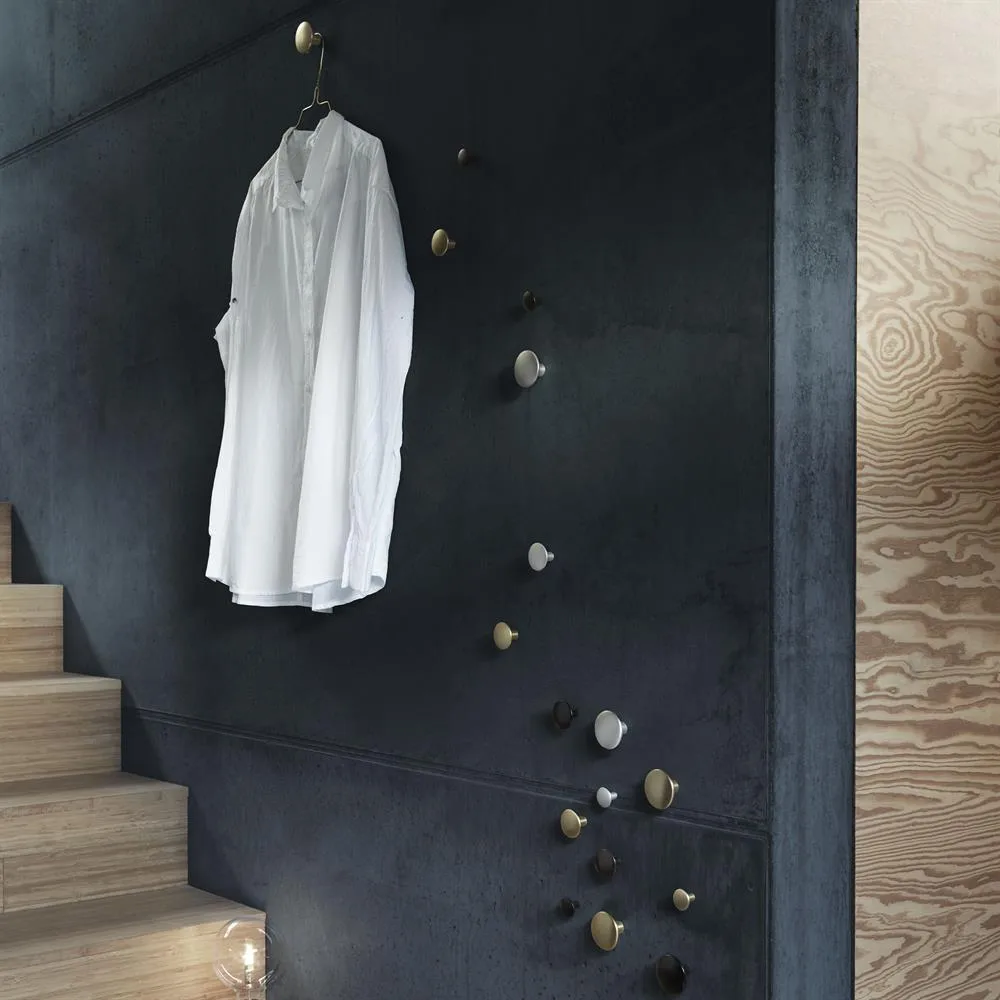 Wieszaki Dots Metal 5 szt., Brass (mosiądz) Muuto