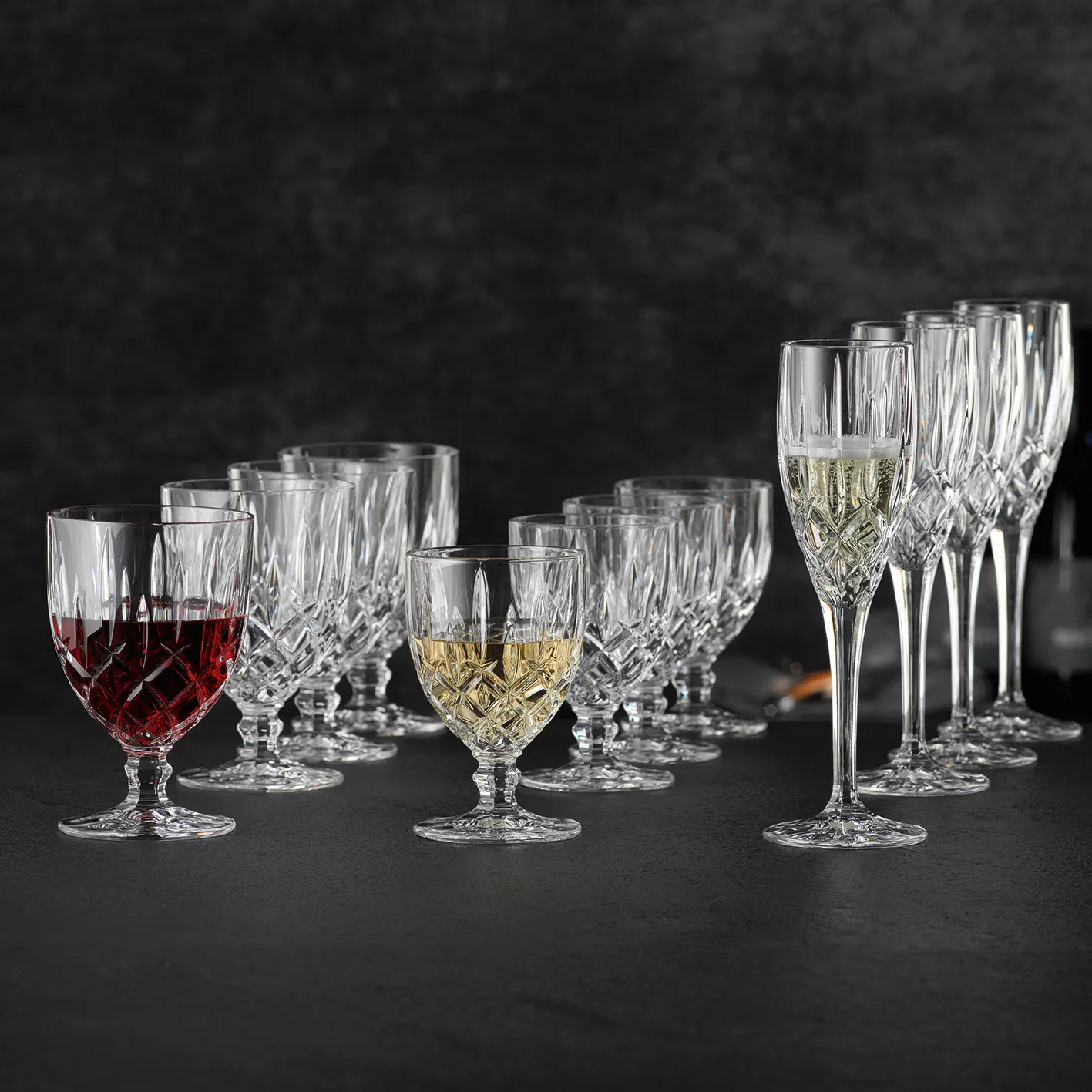 Zestaw Noblesse dzbanek i 4 szklanki, Przezroczysty Nachtmann