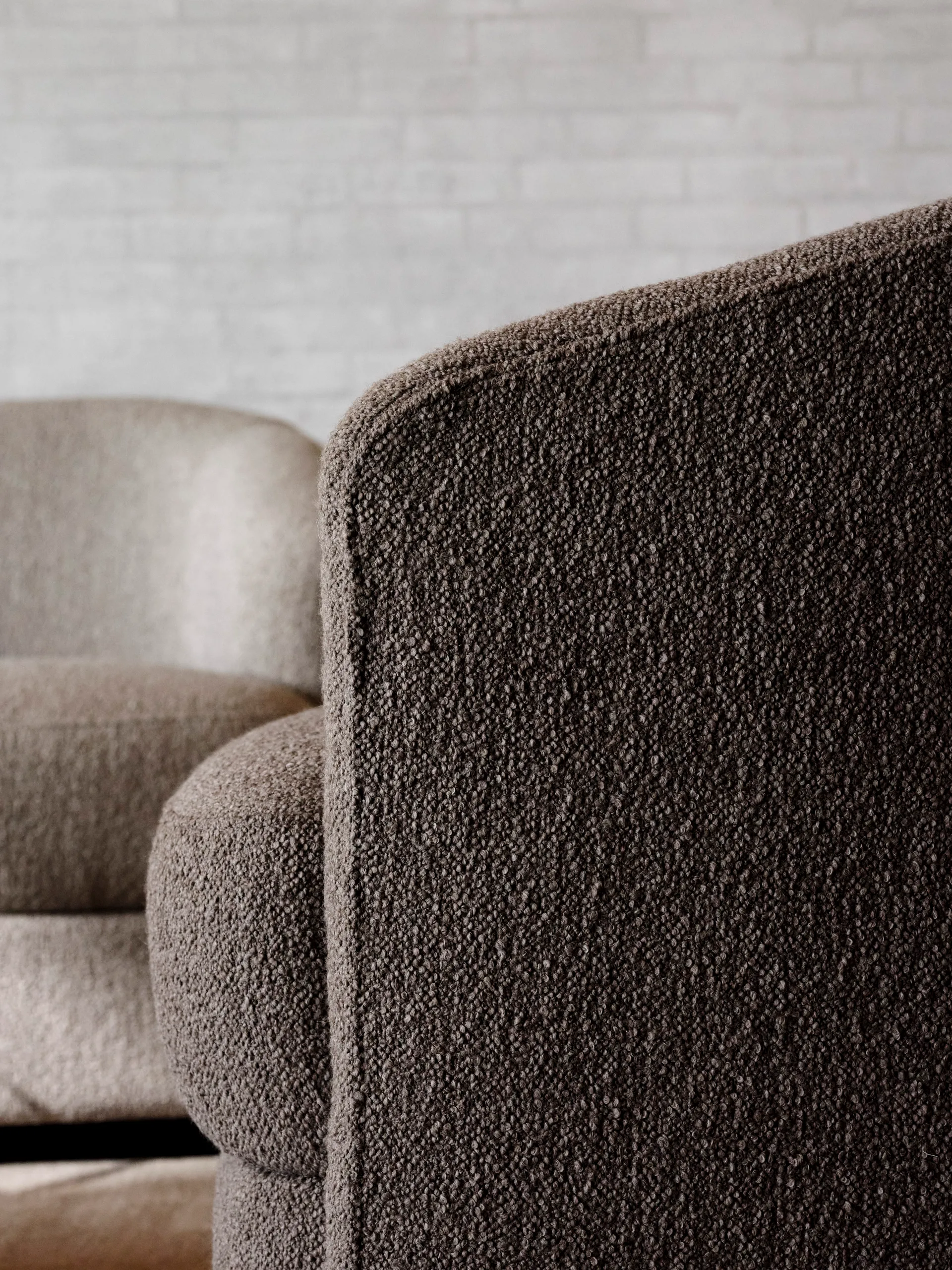 Fotel Covent, Dark Taupe New Works