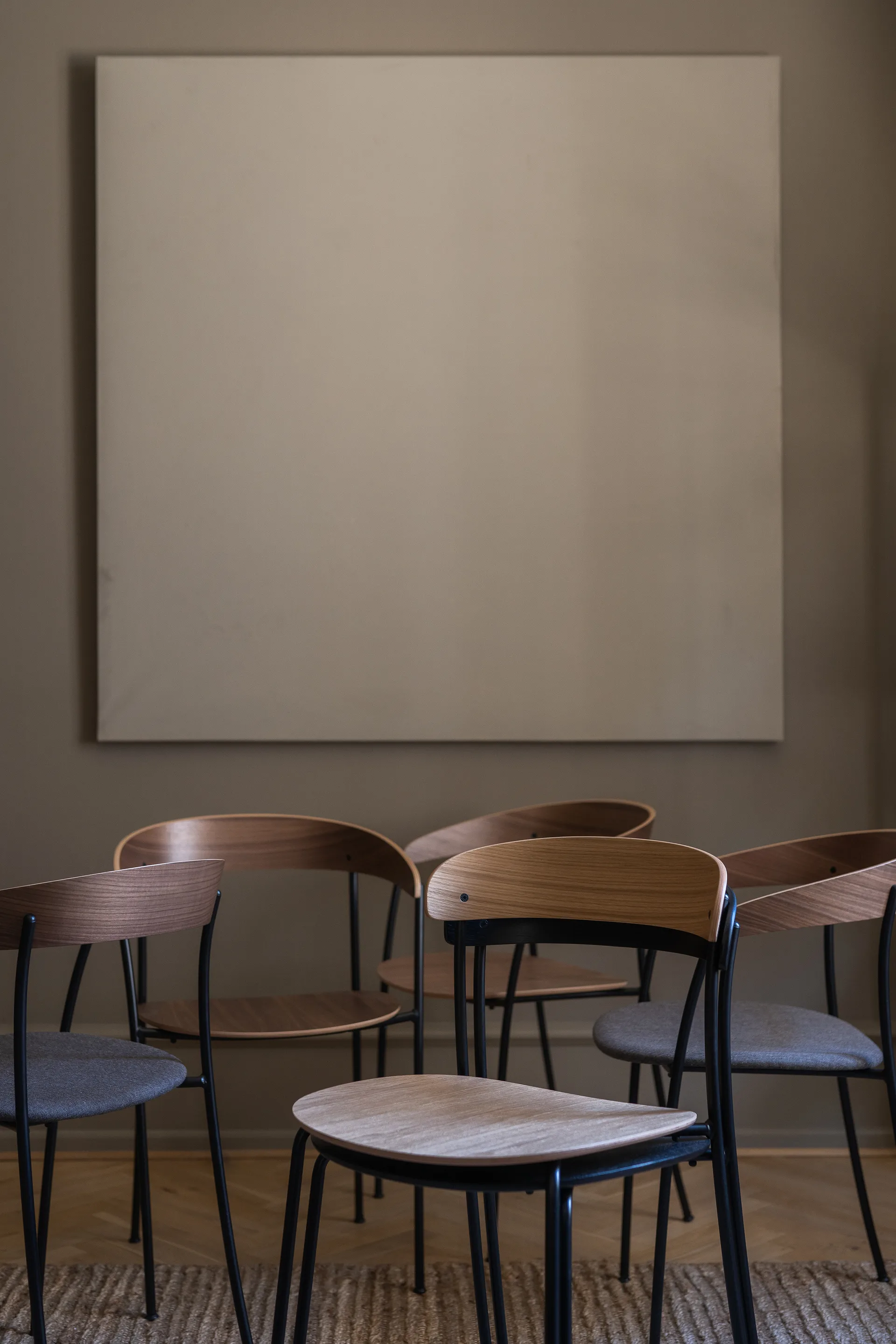 Krzesło Missing, Dąb New Works