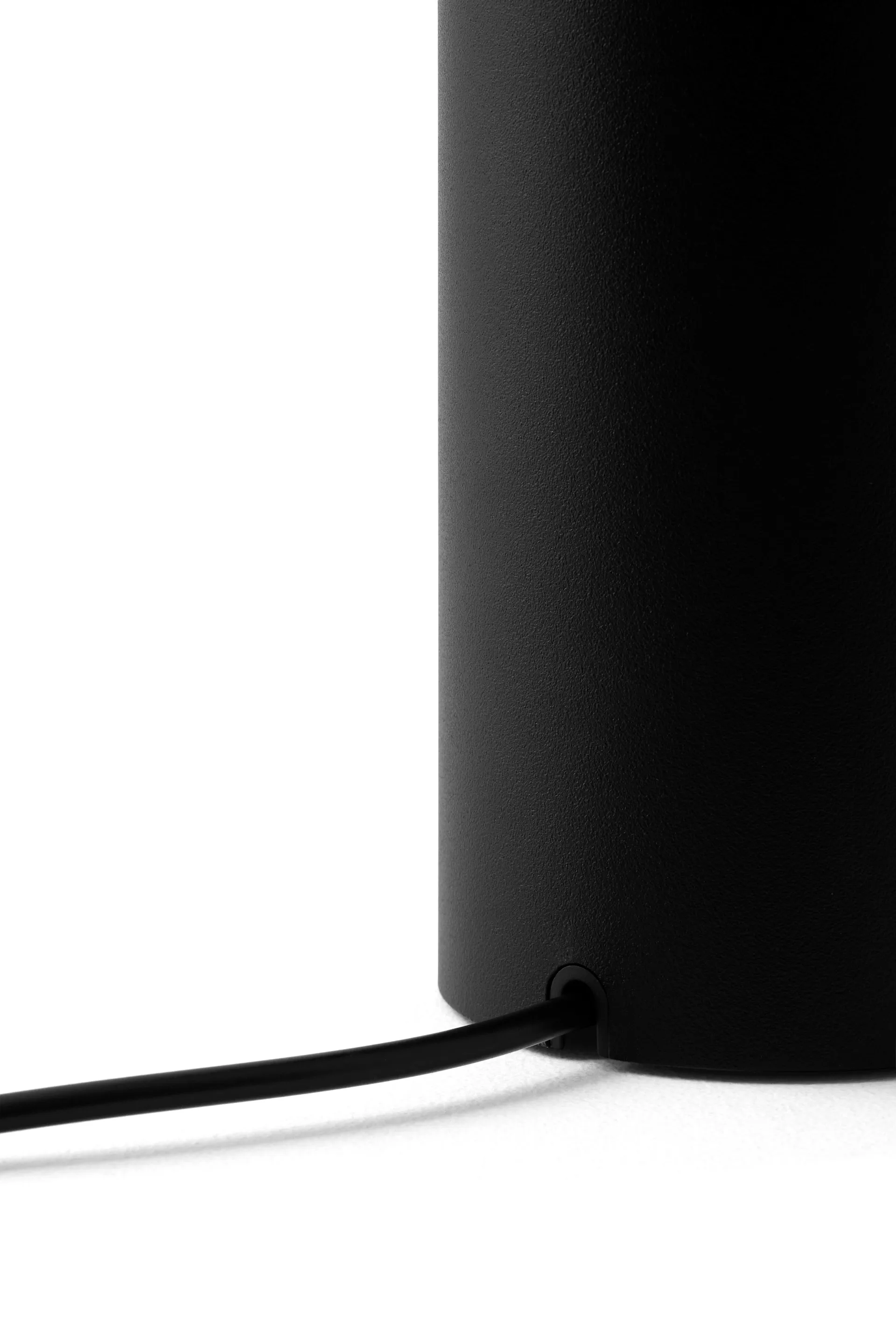 Lampa stołowa Tense portable 43 cm, Czarny New Works