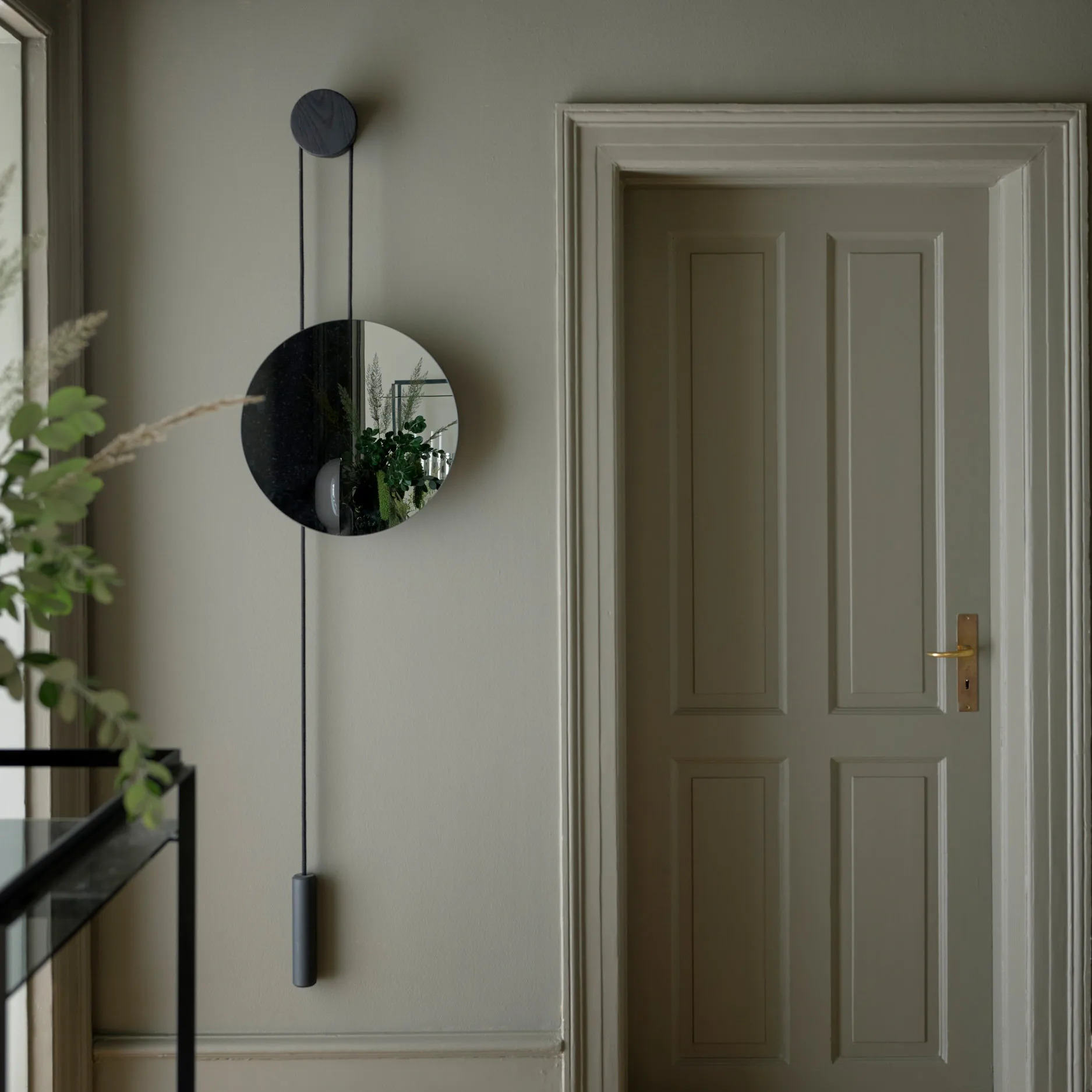 Lustro Rise and Shine, Burned oak-steel weight New Works