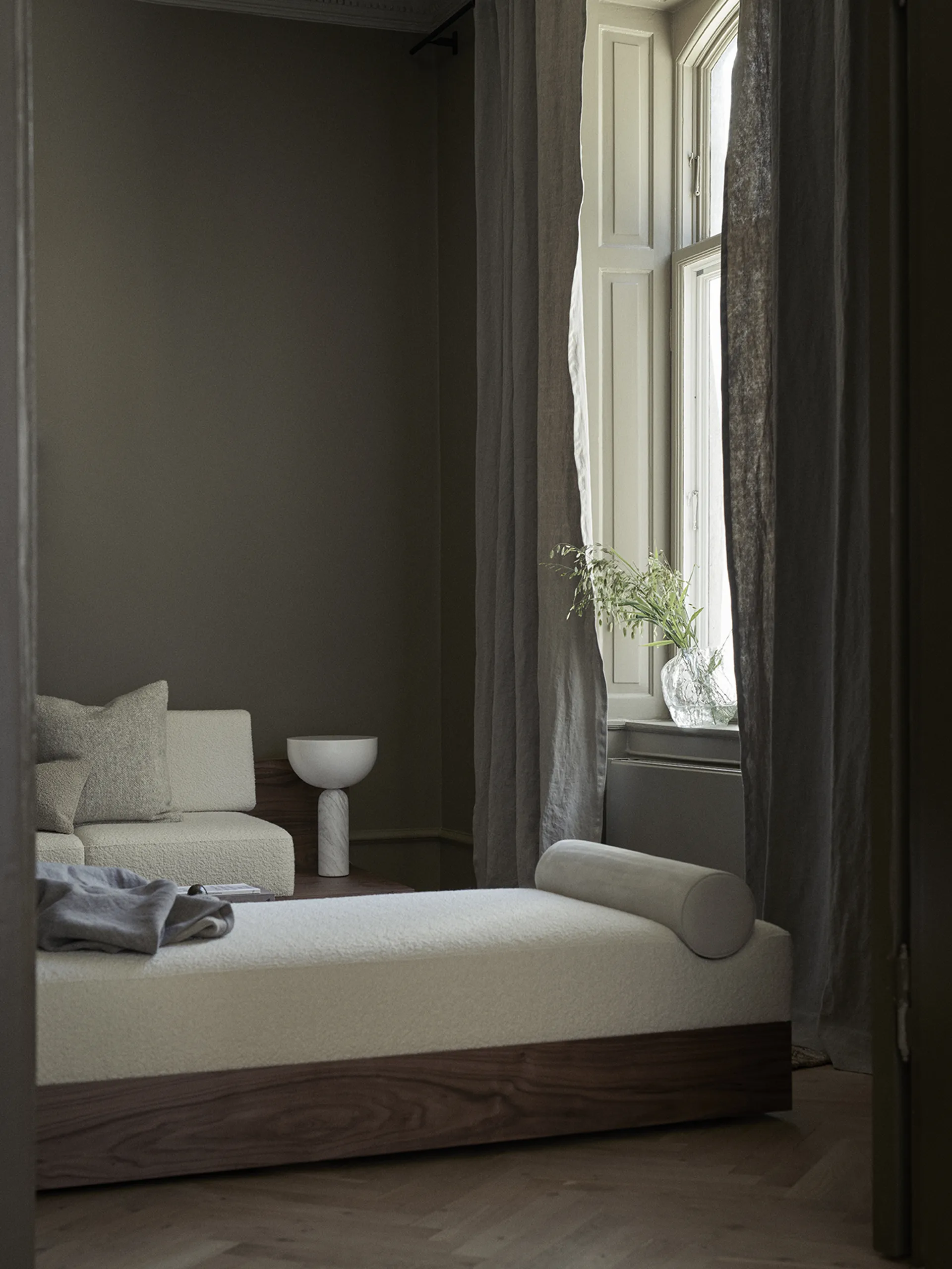 Mass leżanka dzienna 200x75x51 cm, Karakorum kość słoniowa 001-orzech New Works