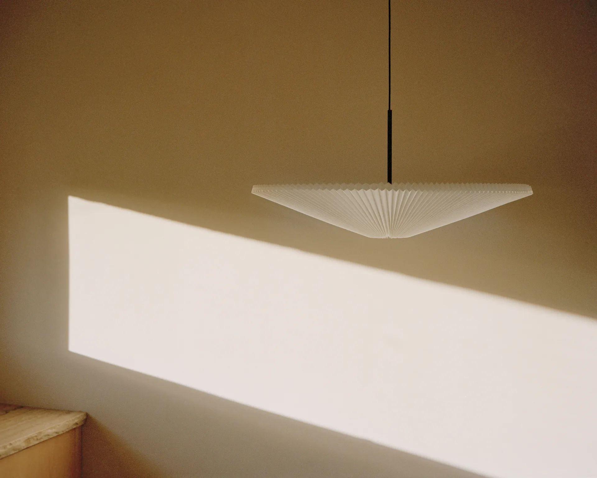 Nebra Small lampa wisząca Ø40-70 cm, White New Works