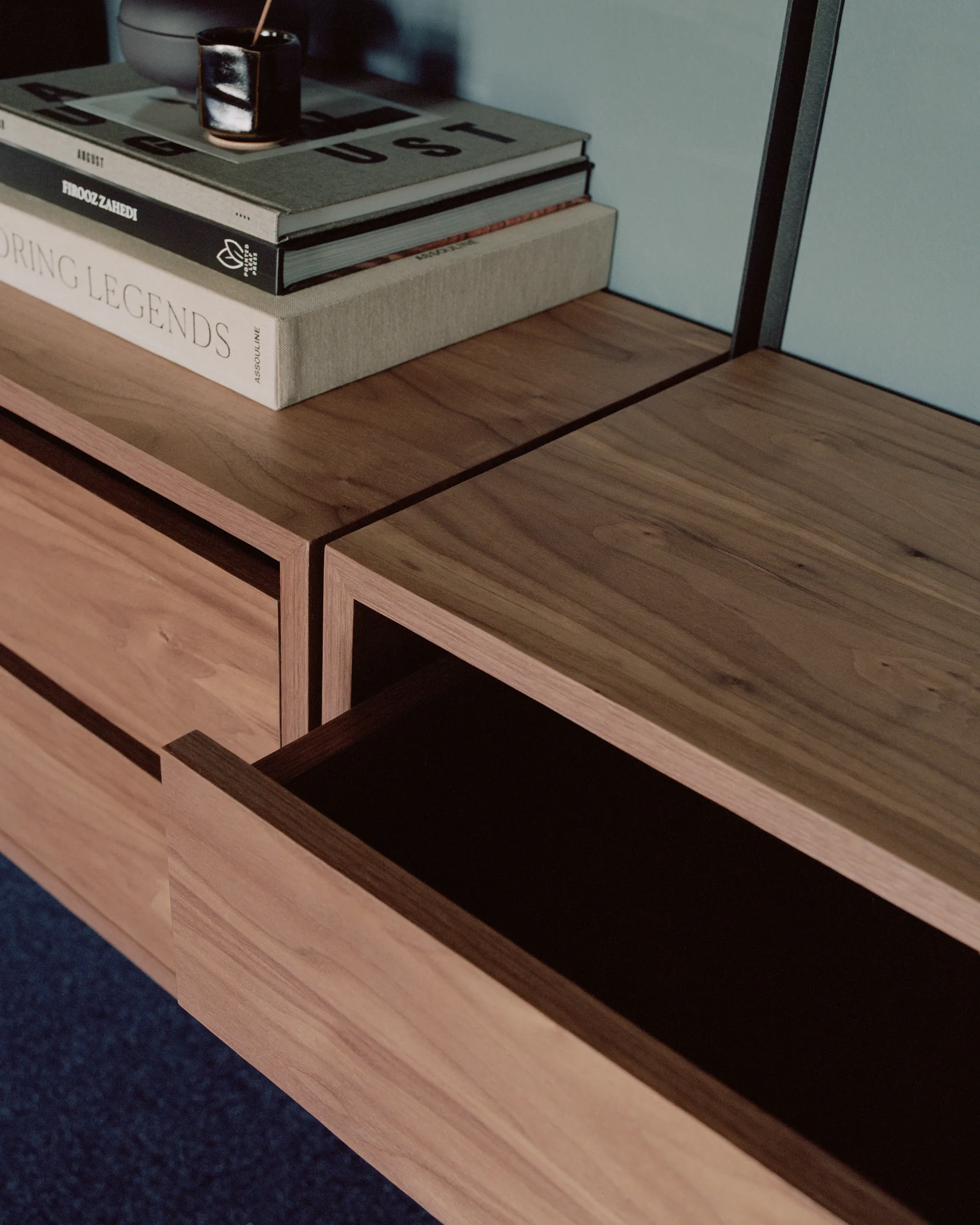 New Works sekcja pudełkowa 79x35 cm, Orzech włoski New Works