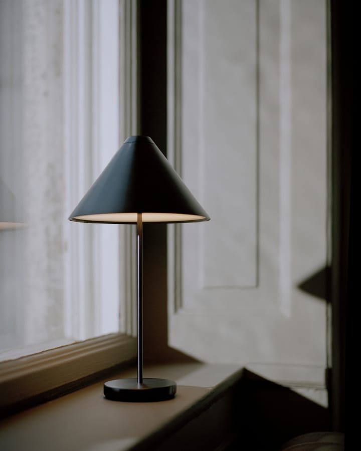 Przenośna lampa stołowa Brolly, Steel black New Works