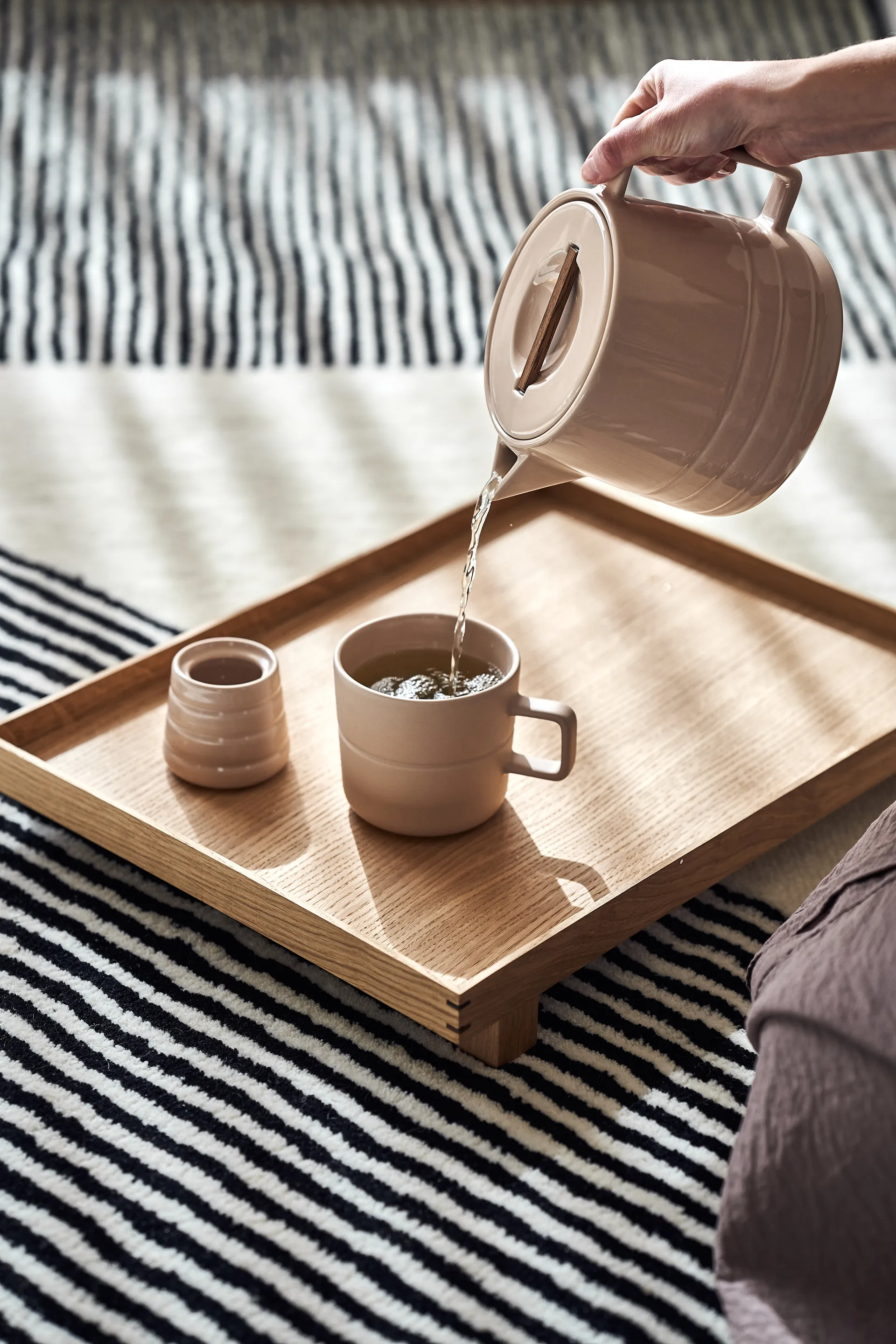 Cukiernica Lines, Beżowy NJRD