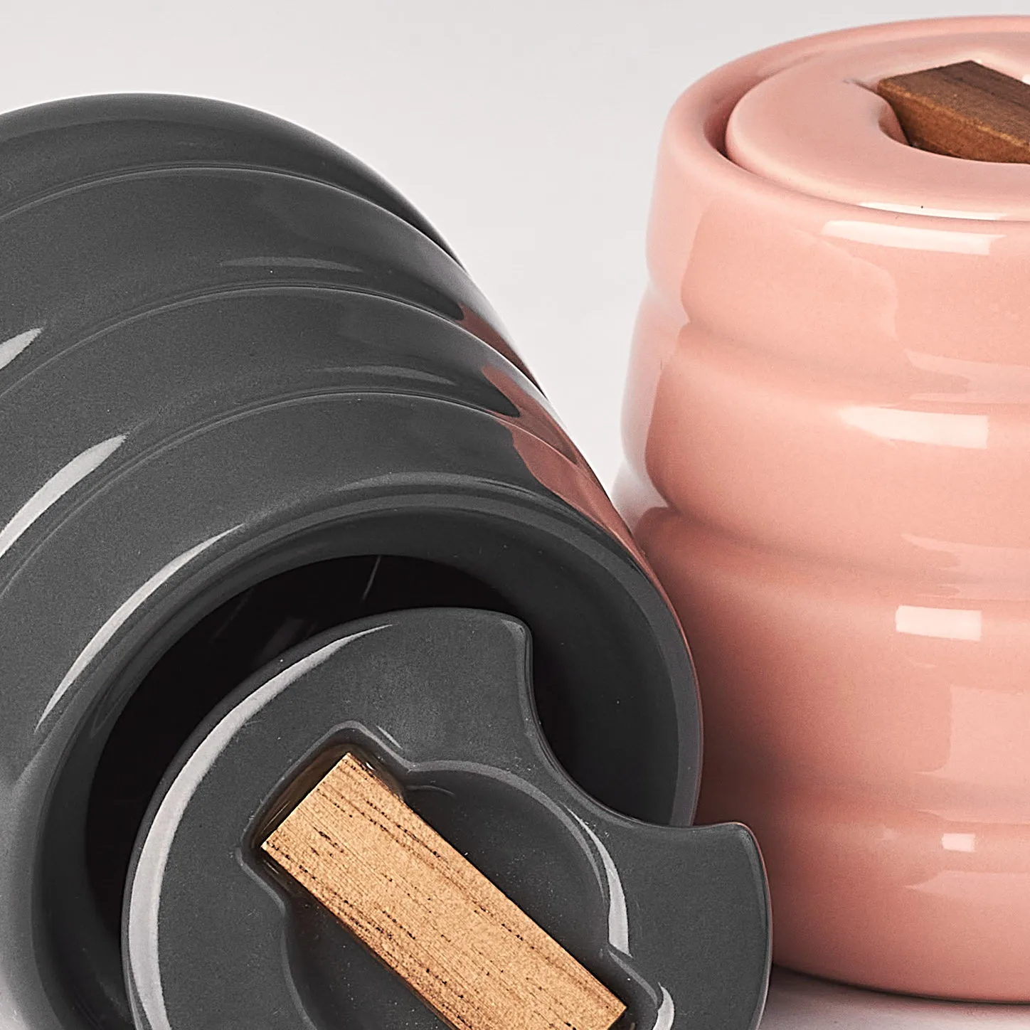 Cukiernica Lines, Różowy NJRD