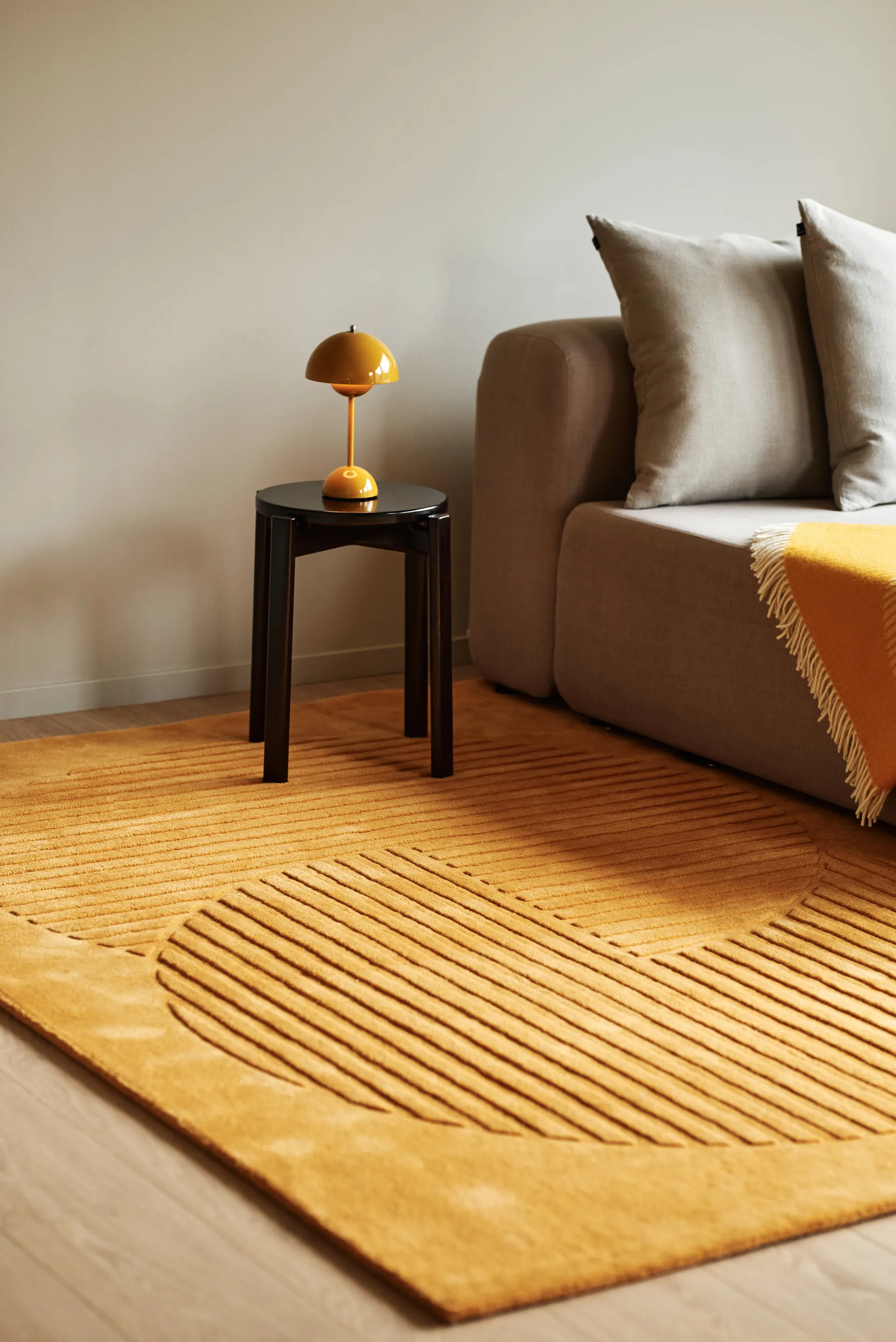 Dywan wełniany Levels circles żółty, 170x240 cm NJRD