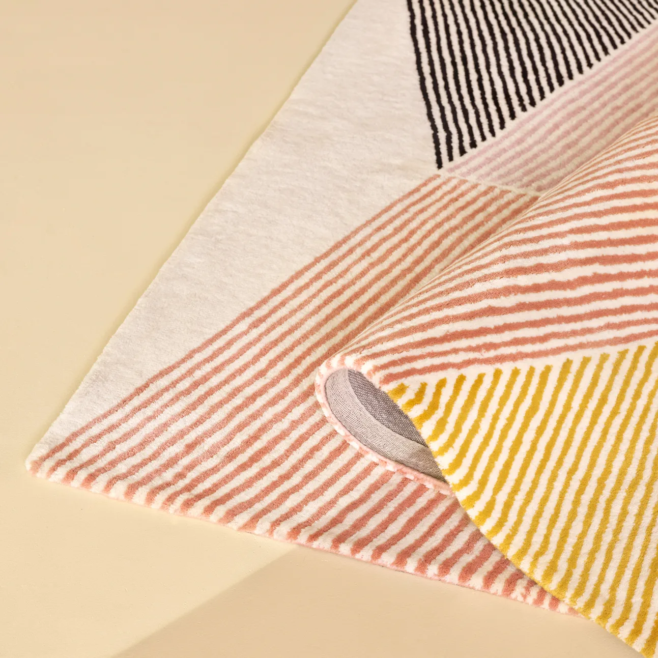 Dywan wełniany Rectangles różowy, 170x240 cm NJRD