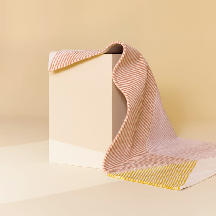 Dywan wełniany Rectangles różowy, 170x240 cm NJRD