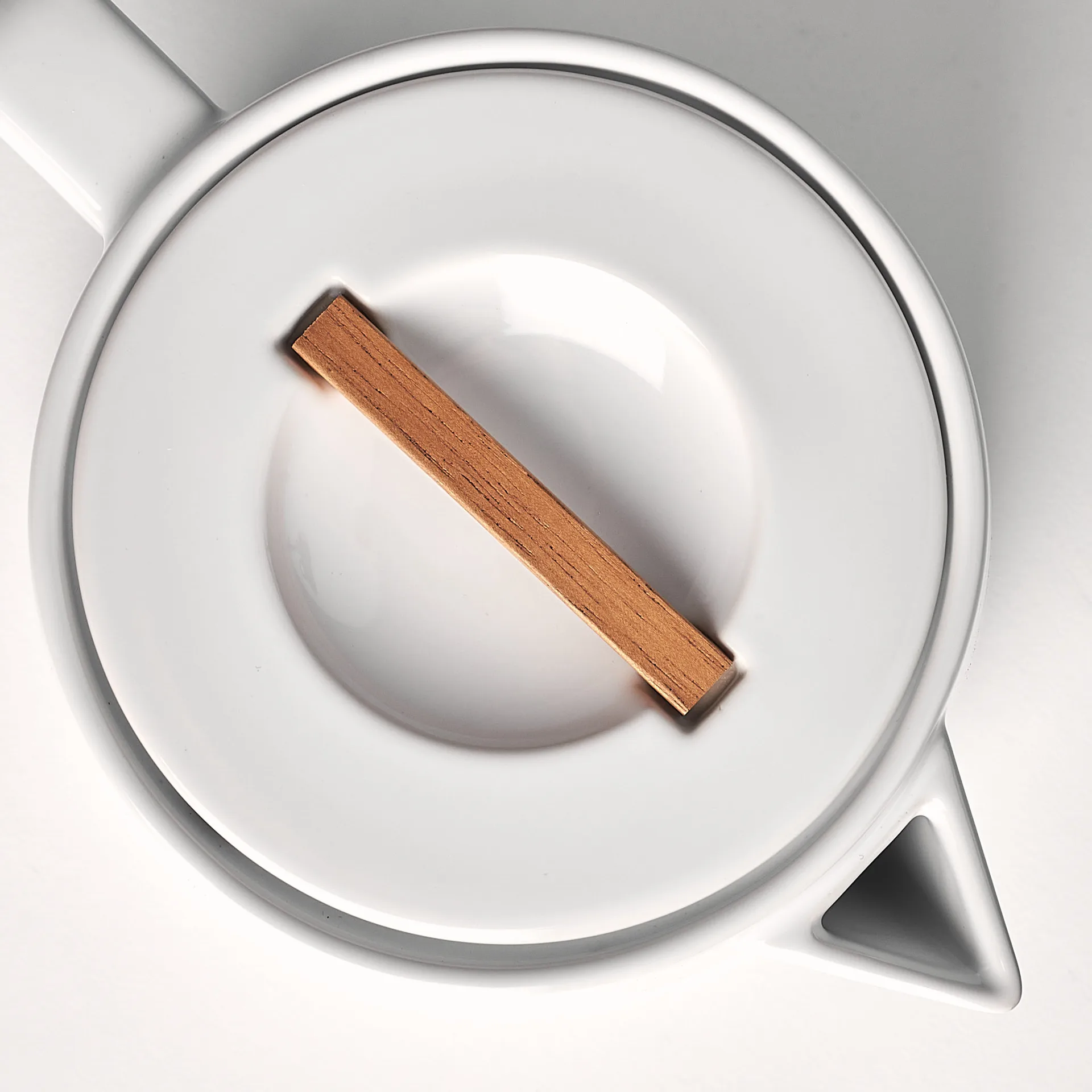 Dzbanek do herbaty Lines 1,5 litra, Biały NJRD