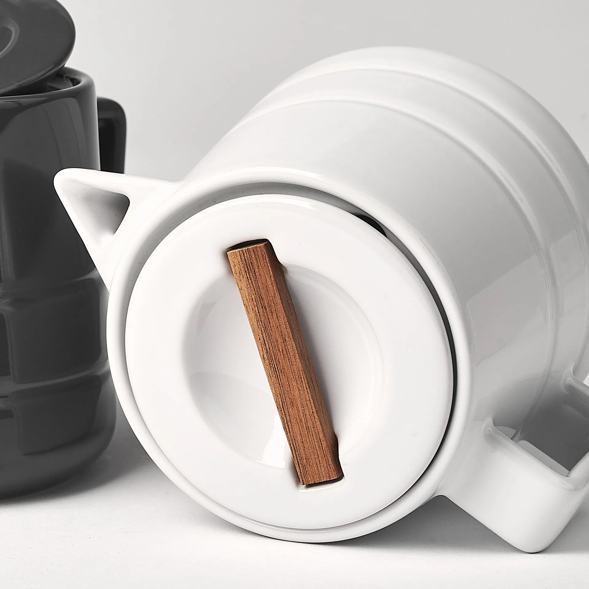 Dzbanek do mleka Lines 50 cl, Biały NJRD