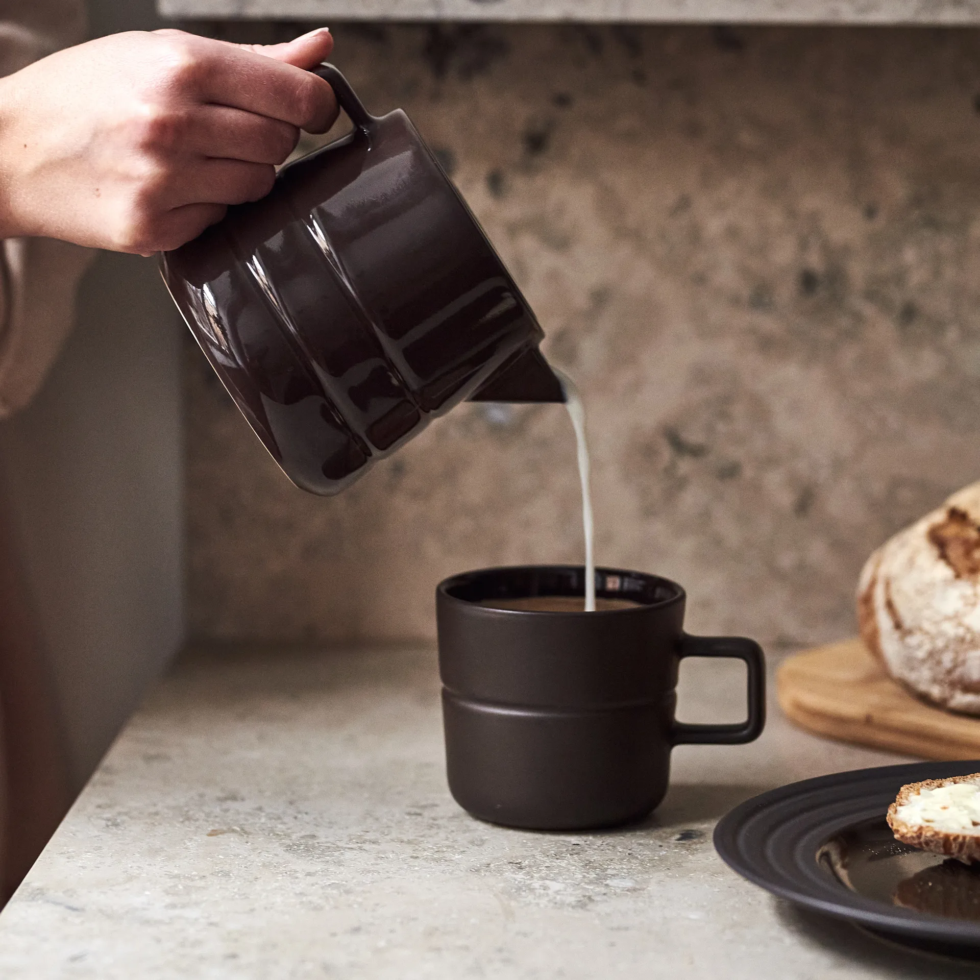 Dzbanek do mleka Lines 50 cl, Brązowy NJRD