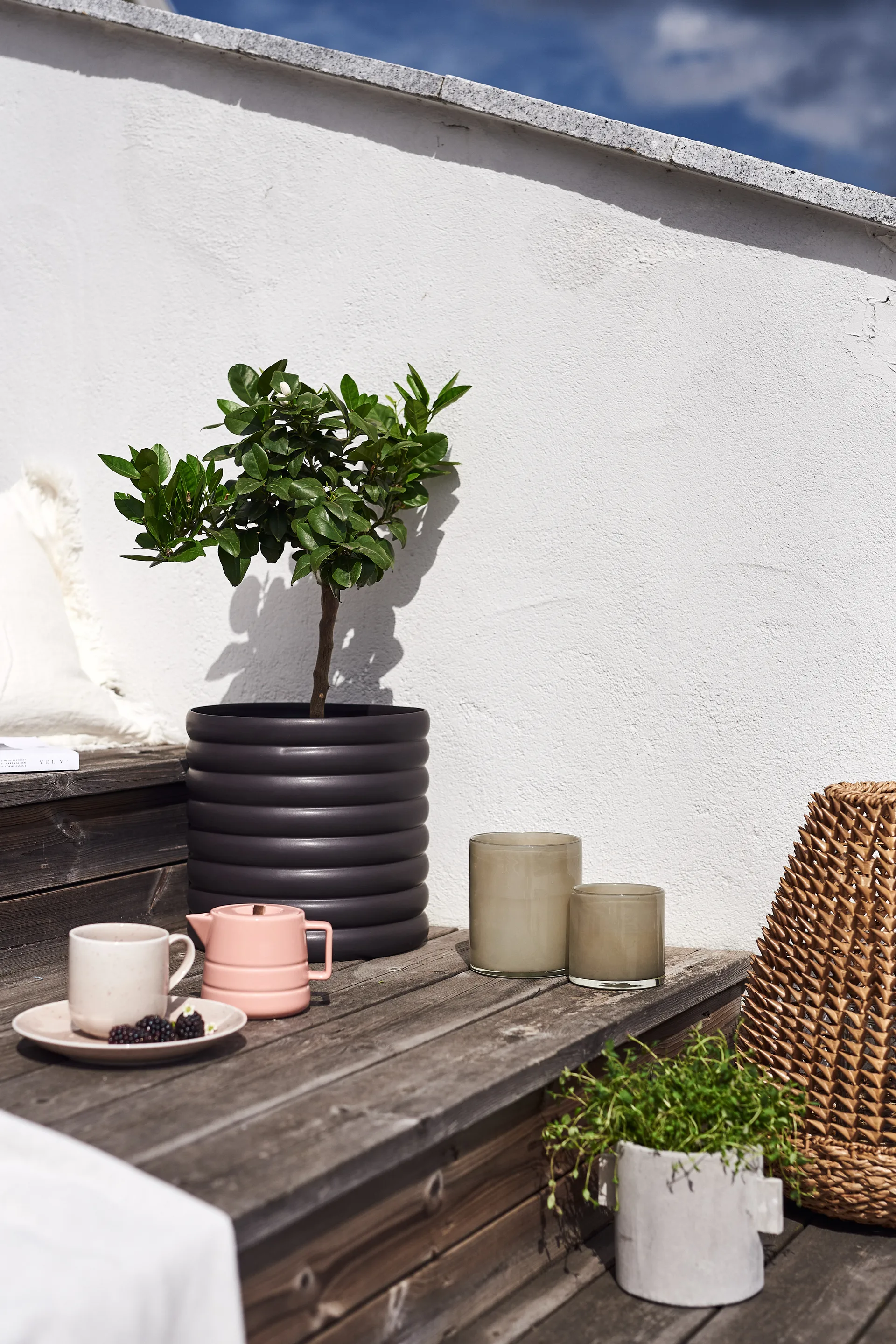 Dzbanek do mleka Lines 50 cl, Różowy NJRD