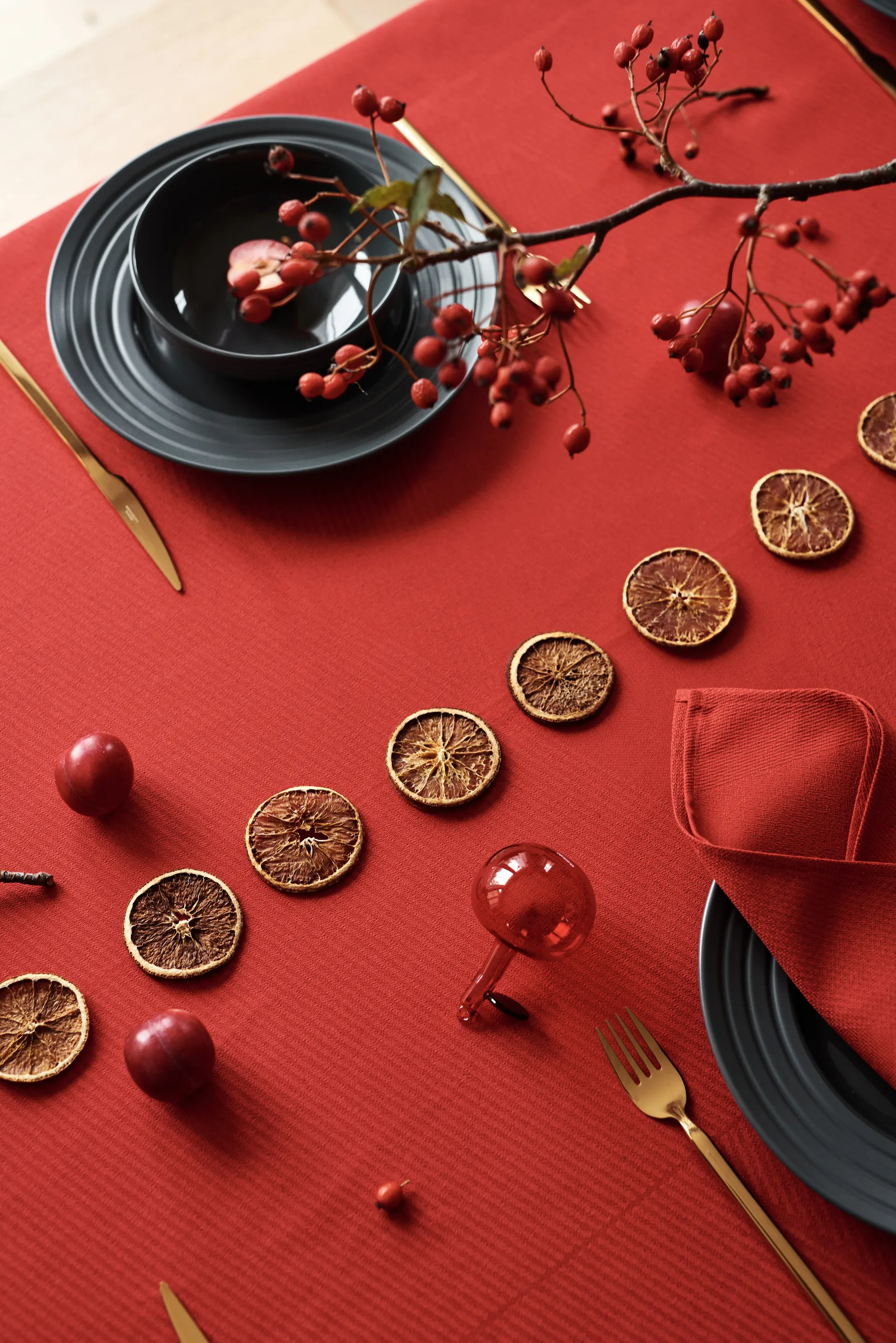 Geometryczny obrus 147x250 cm, Czerwony NJRD