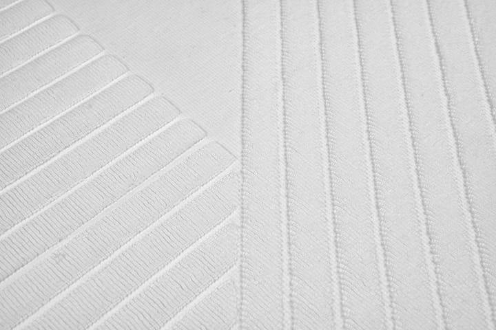 Mata łazienkowa Stripes 50x90 cm, Biały NJRD
