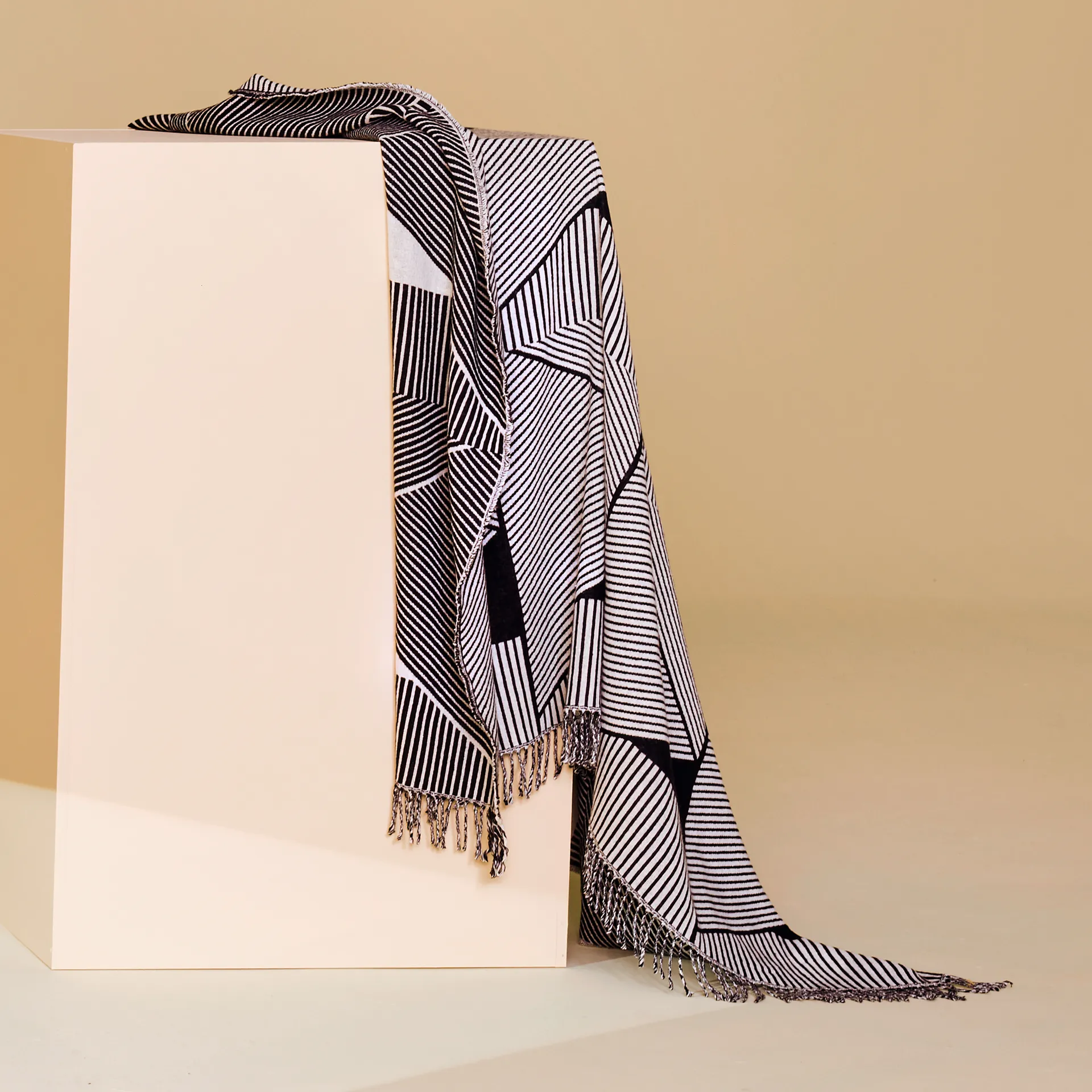 Pled bawełniany Metric Focus, Czarny NJRD